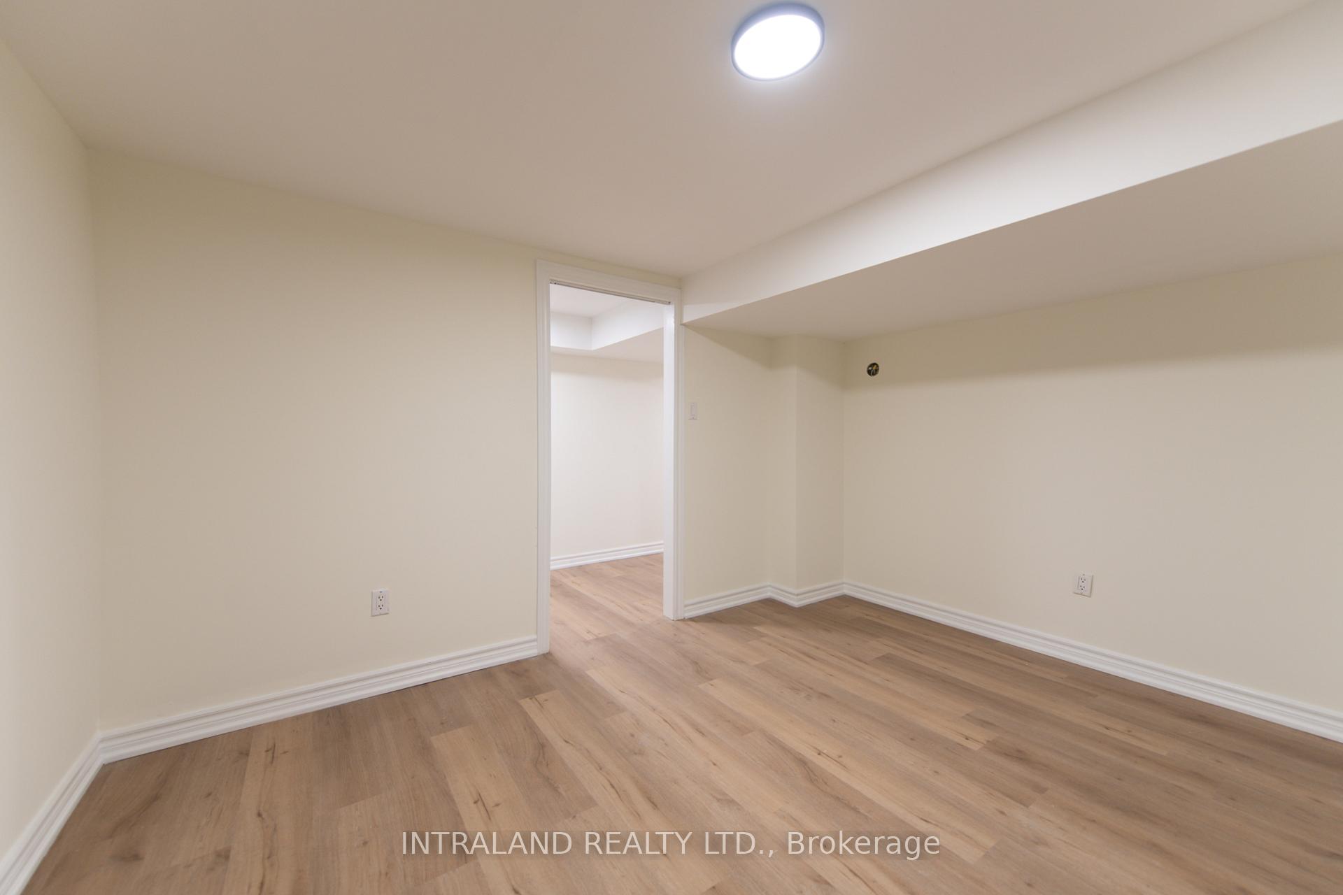 Photo 29 of 109 Vivians Crescent, Brampton, Fletcher's West — HOMEH