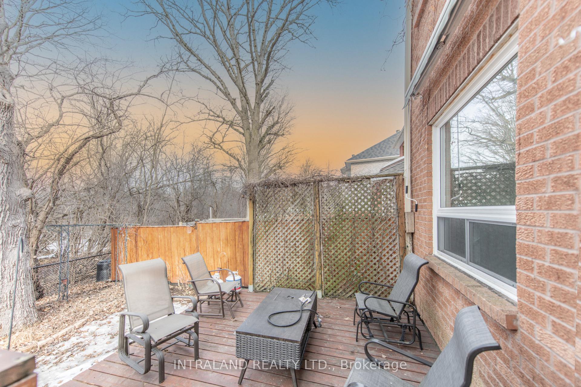 Photo 42 of 109 Vivians Crescent, Brampton, Fletcher's West — HOMEH