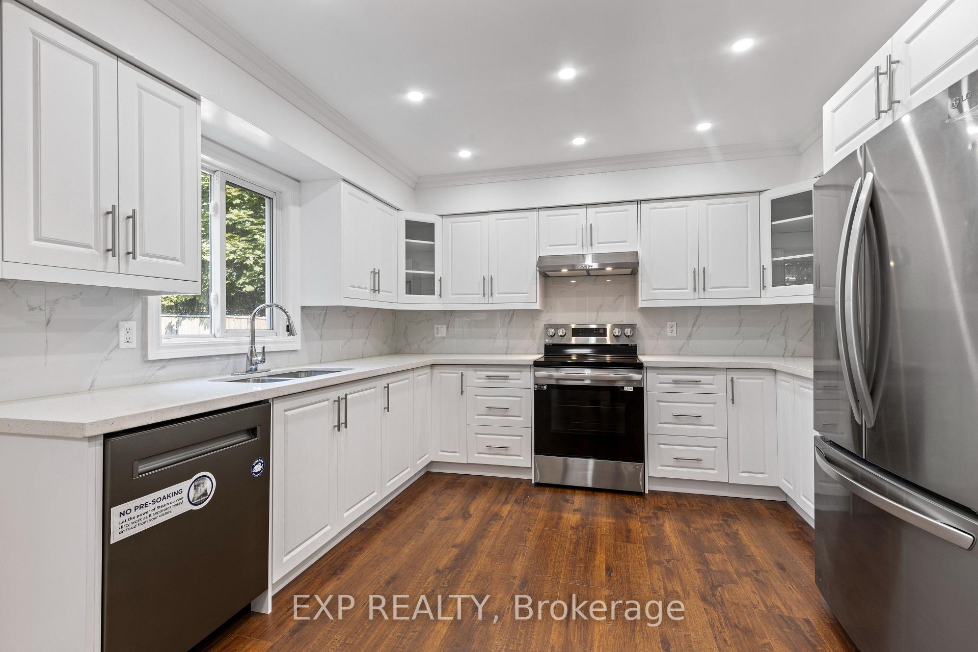 Photo 3 of 460 Grove Street E, Barrie, Grove East — HOMEH