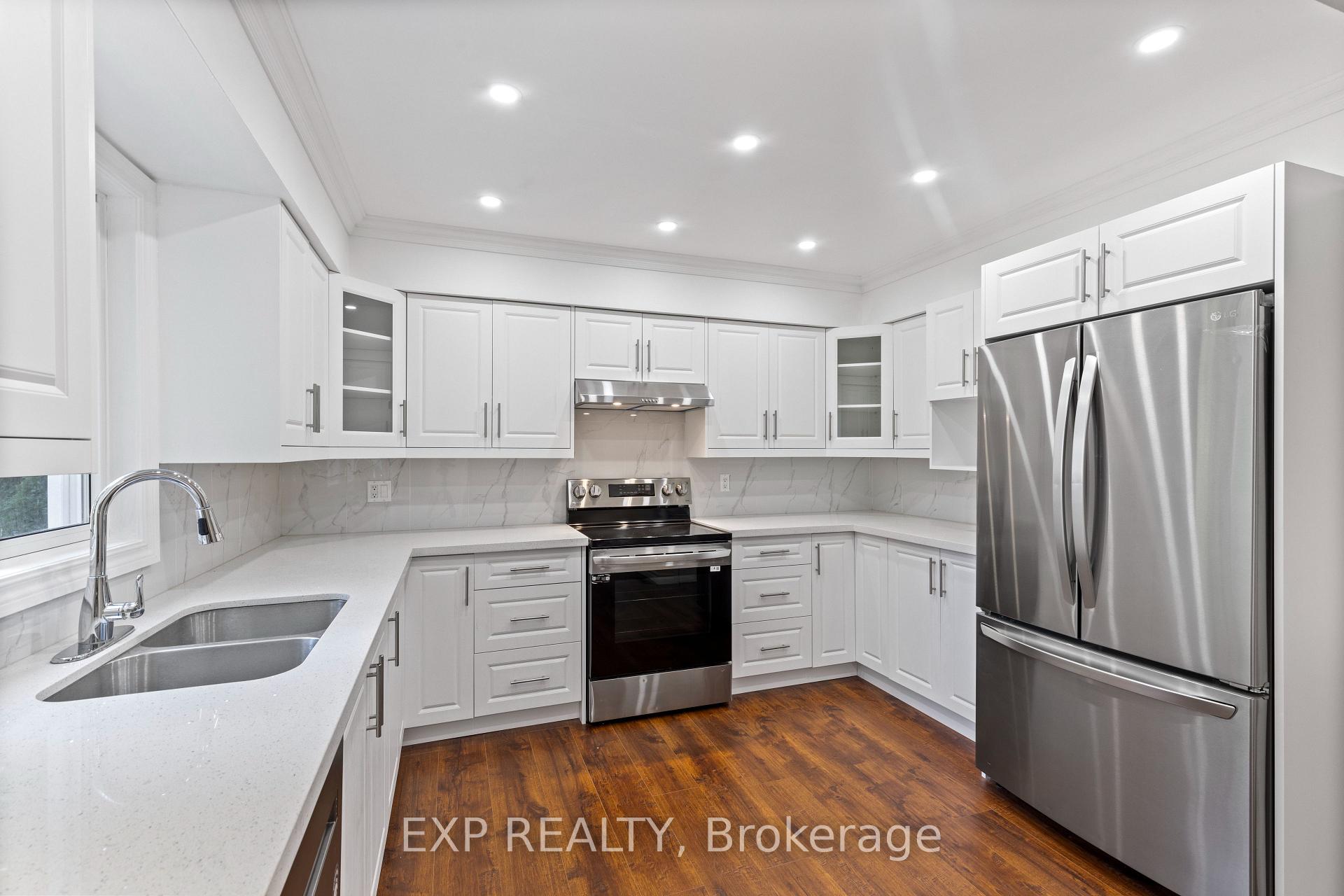 Photo 4 of 460 Grove Street E, Barrie, Grove East — HOMEH