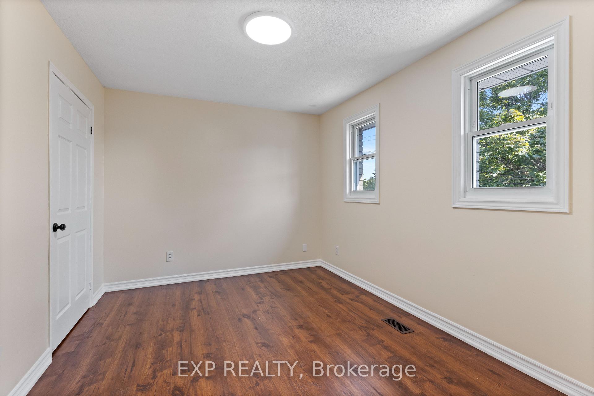 Photo 22 of 460 Grove Street E, Barrie, Grove East — HOMEH