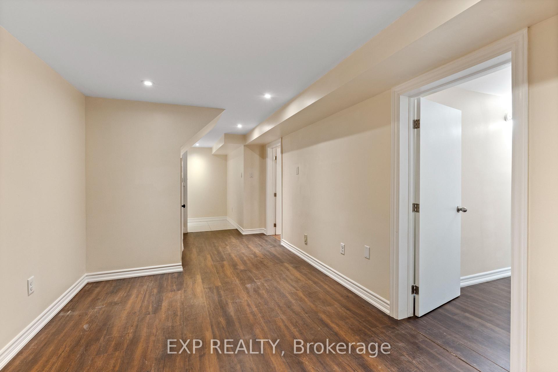 Photo 24 of 460 Grove Street E, Barrie, Grove East — HOMEH
