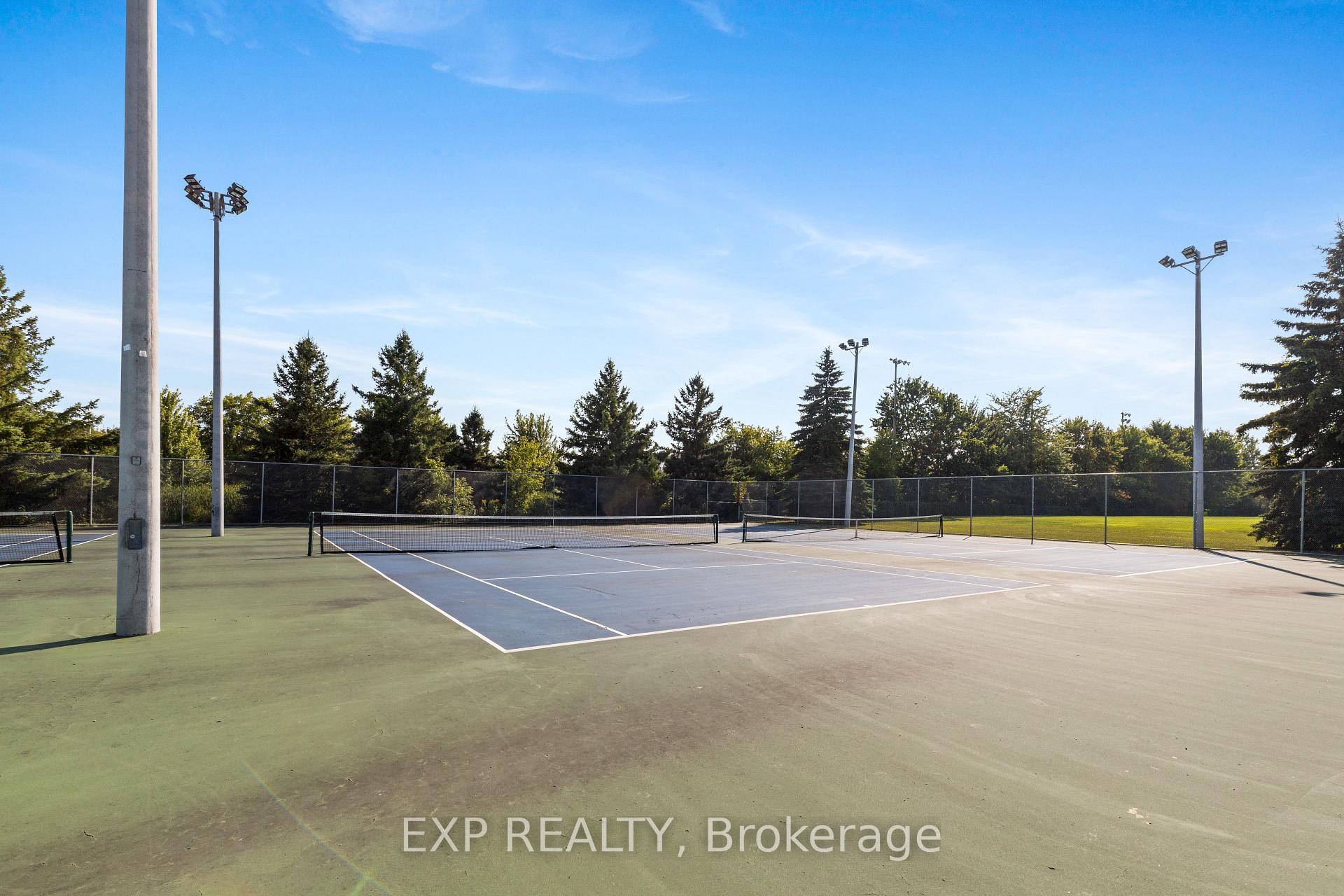 Photo 31 of 460 Grove Street E, Barrie, Grove East — HOMEH