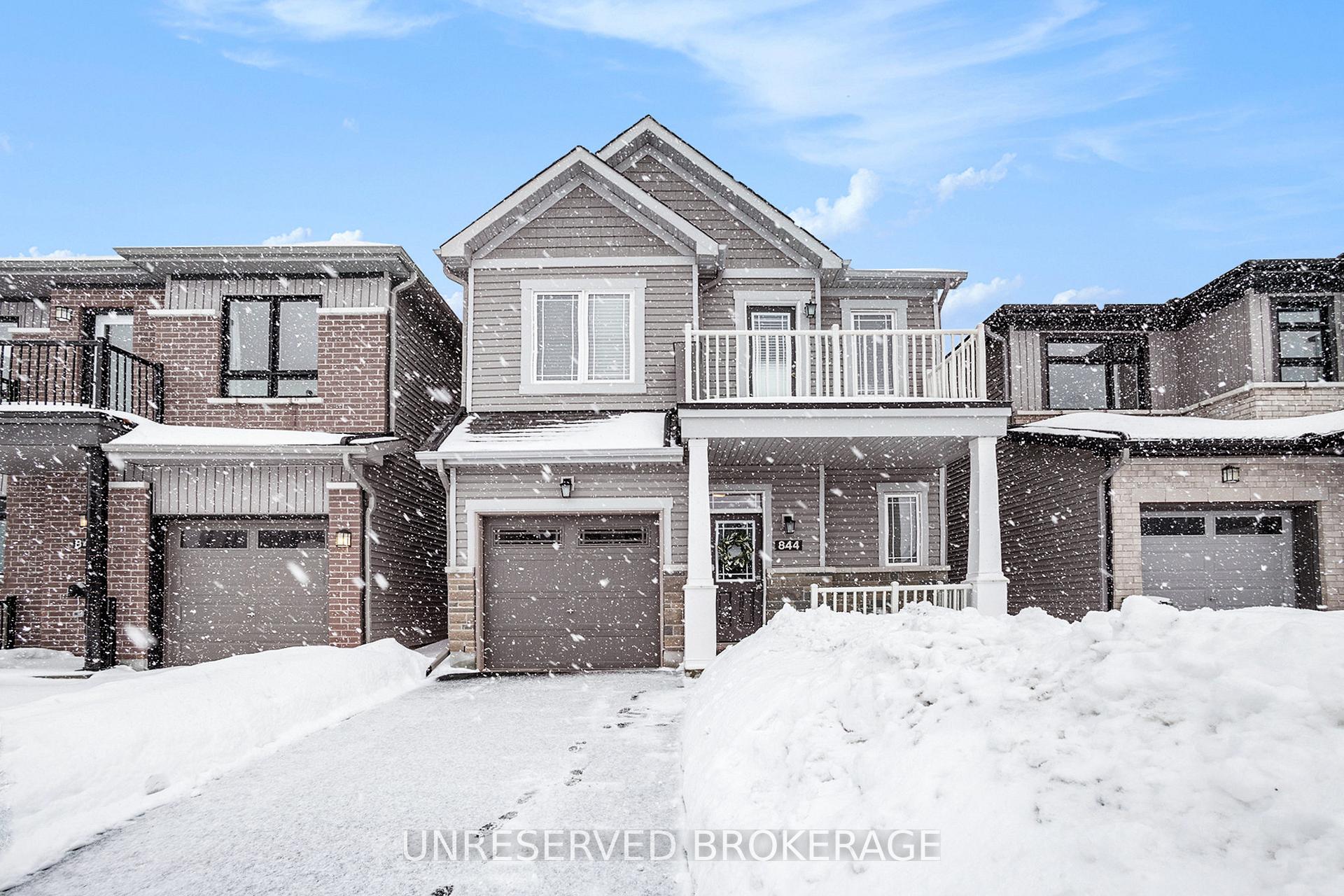 Photo 1 of 844 Snap Hook Crescent, Ottawa, Barrhaven - Half Moon Bay — HOMEH