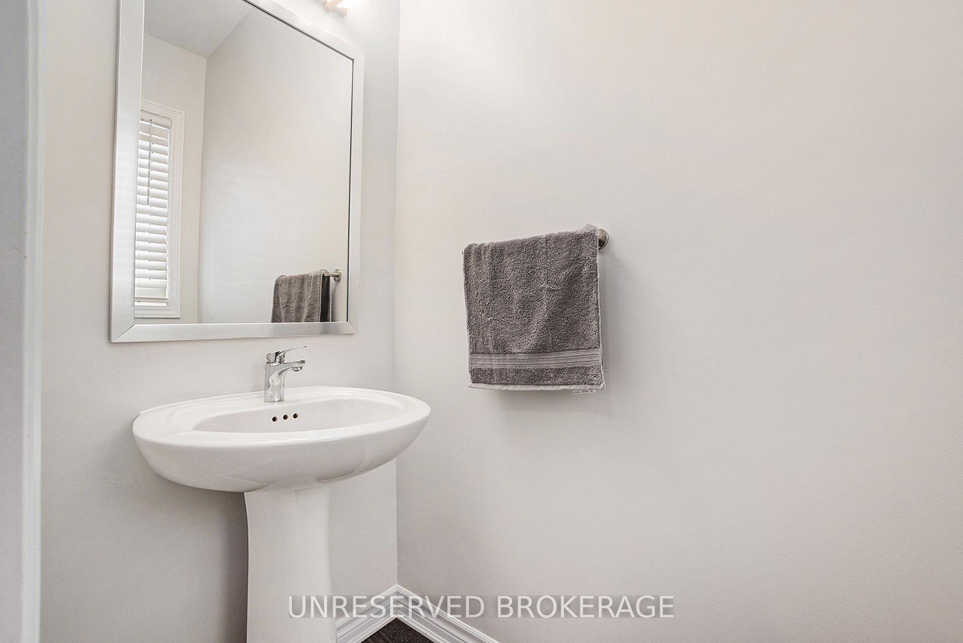 Photo 14 of 844 Snap Hook Crescent, Ottawa, Barrhaven - Half Moon Bay — HOMEH