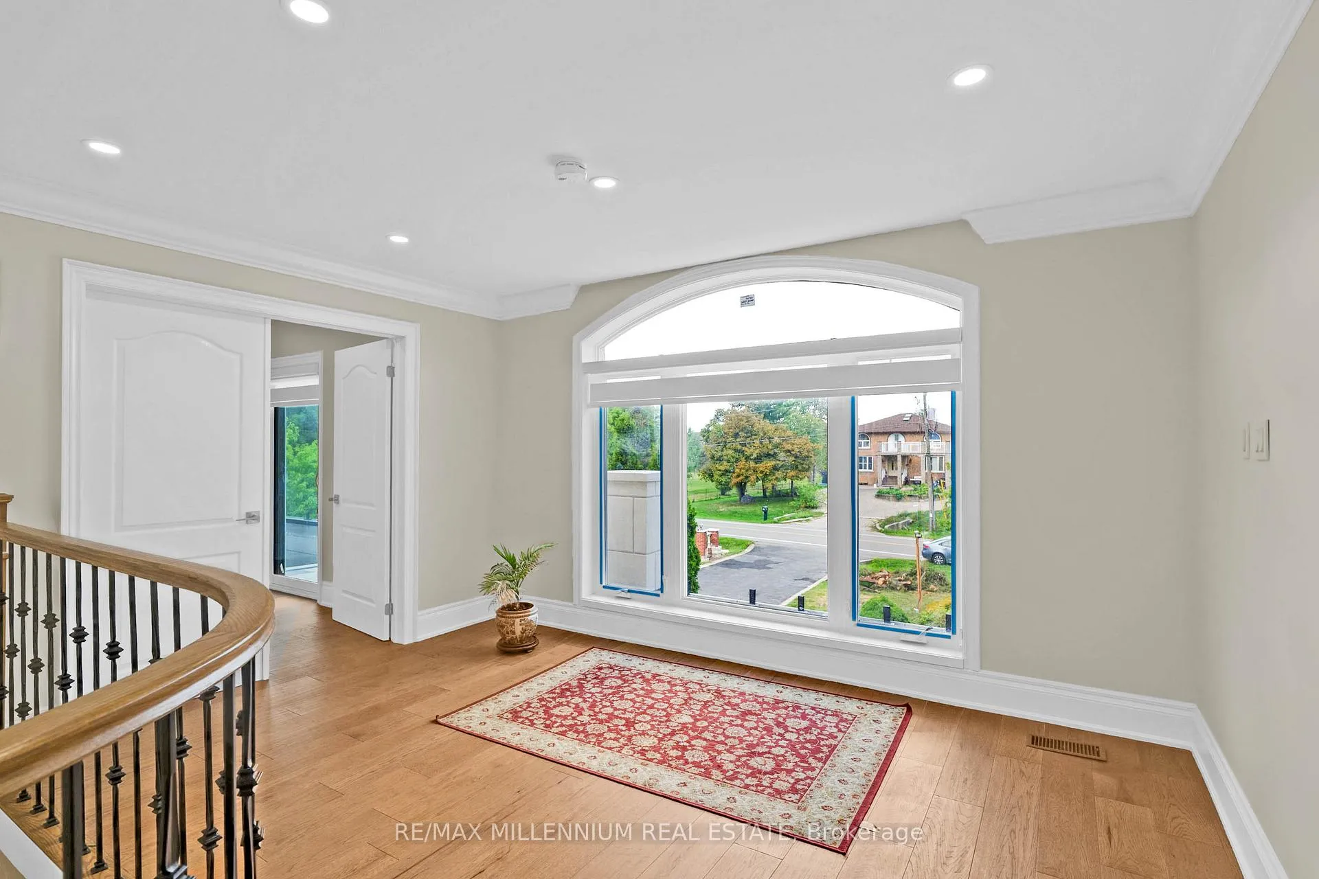 Photo 12 of 15 Julian Drive, Brampton, Bram East — HOMEH