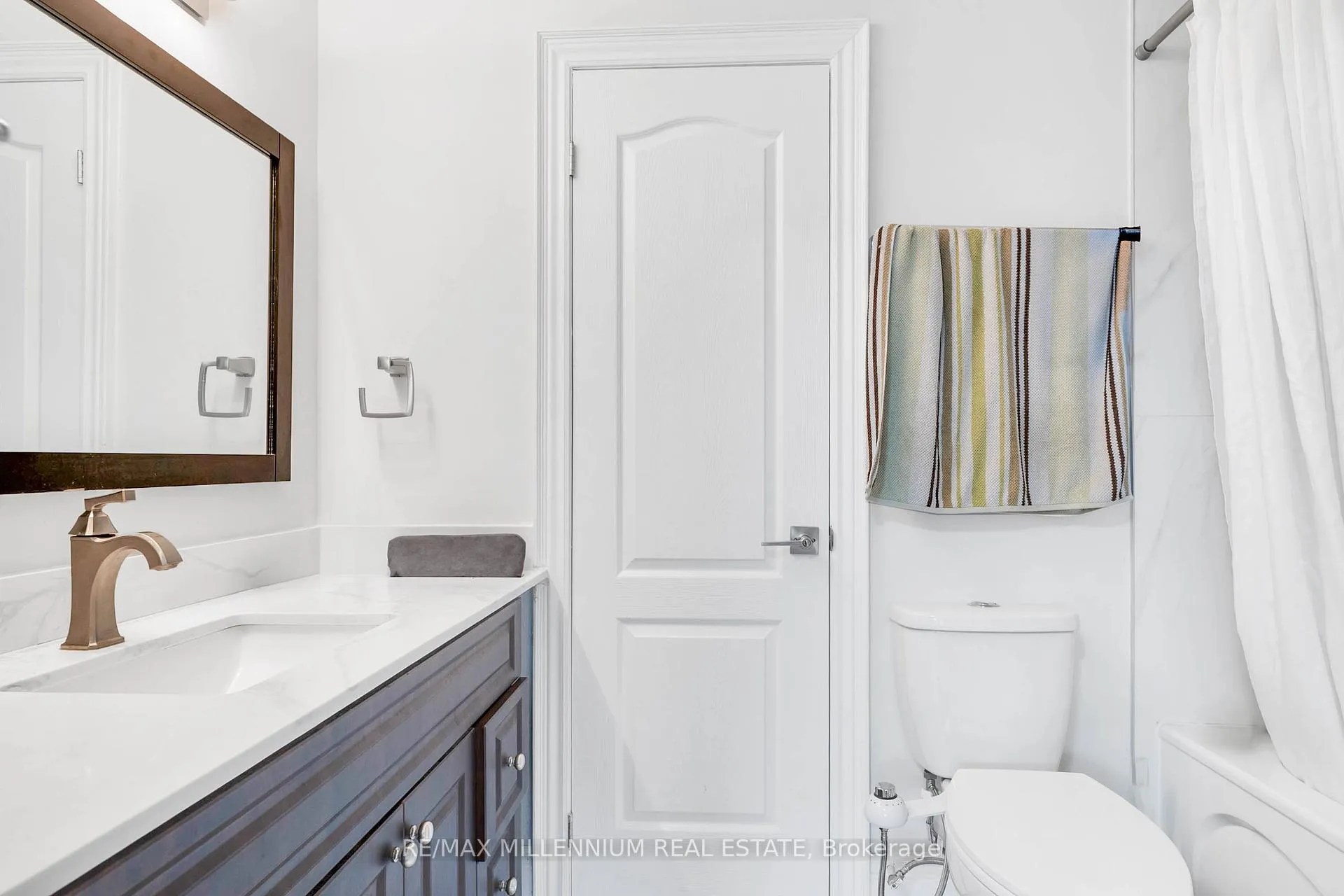 Photo 19 of 15 Julian Drive, Brampton, Bram East — HOMEH