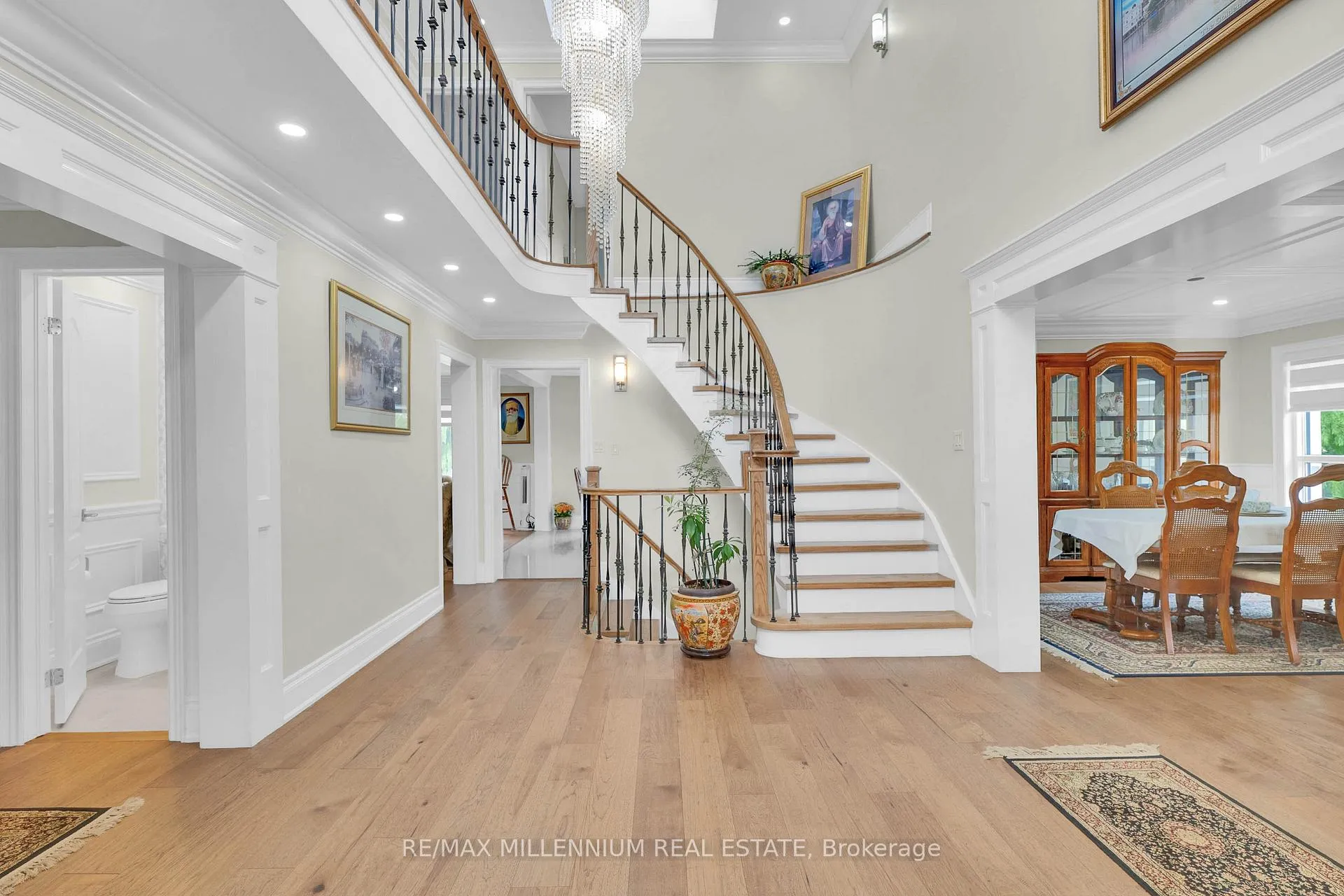 Photo 24 of 15 Julian Drive, Brampton, Bram East — HOMEH