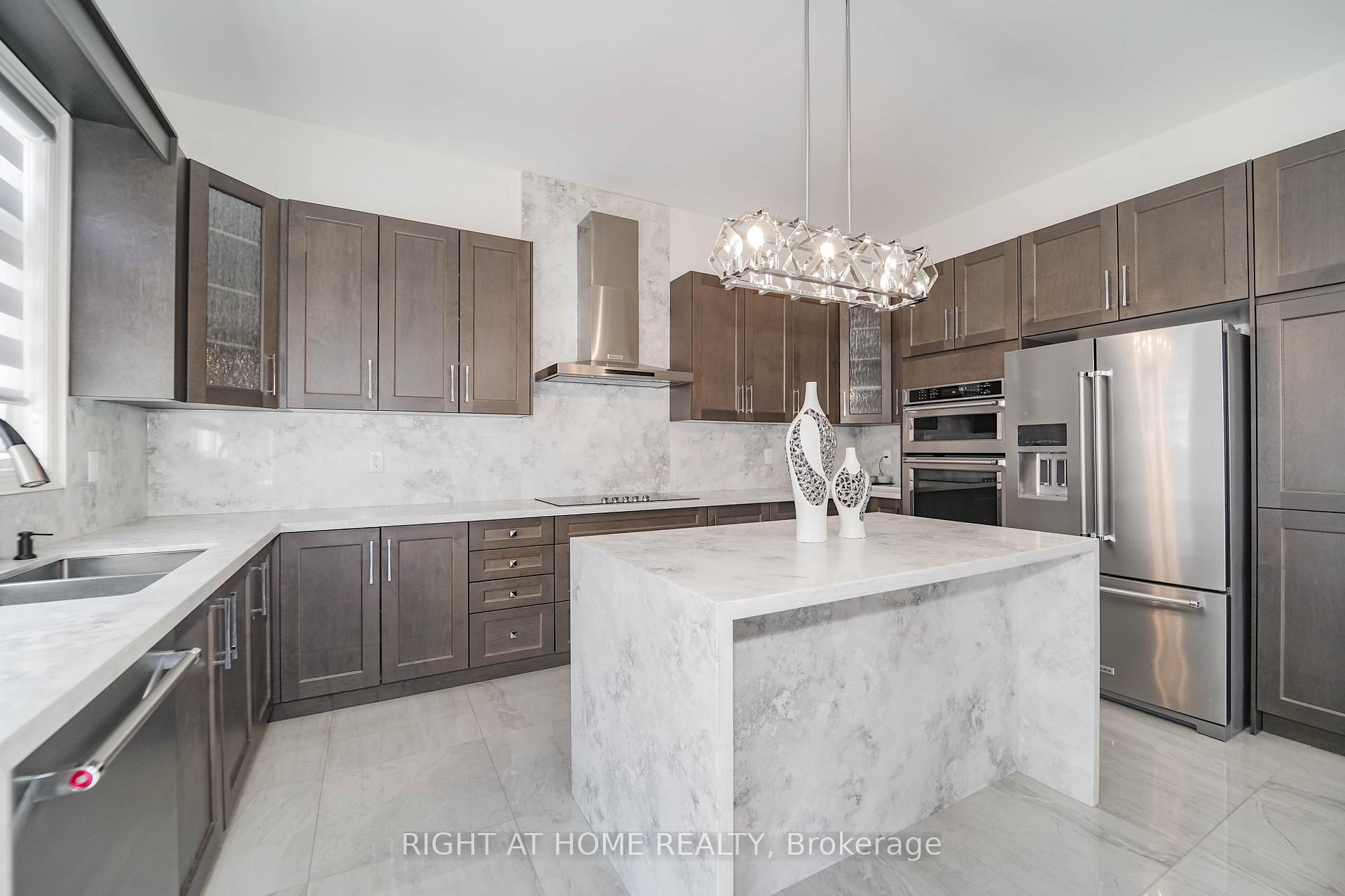 Photo 10 of 1 Penlea Gate, Brampton, Bram East — HOMEH