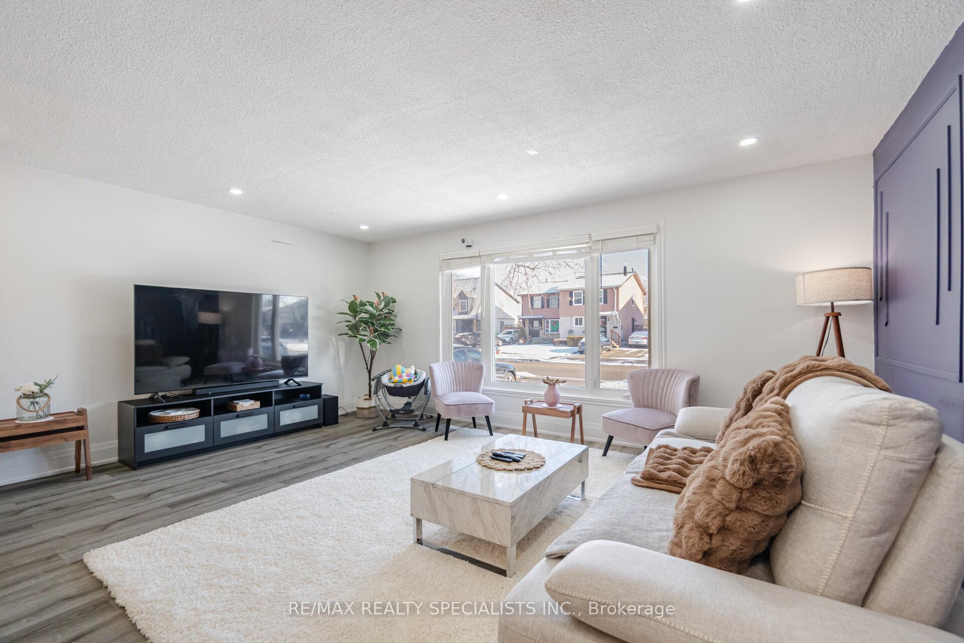 Photo 7 of 2289 Melissa Crescent, Burlington, Brant Hills — HOMEH