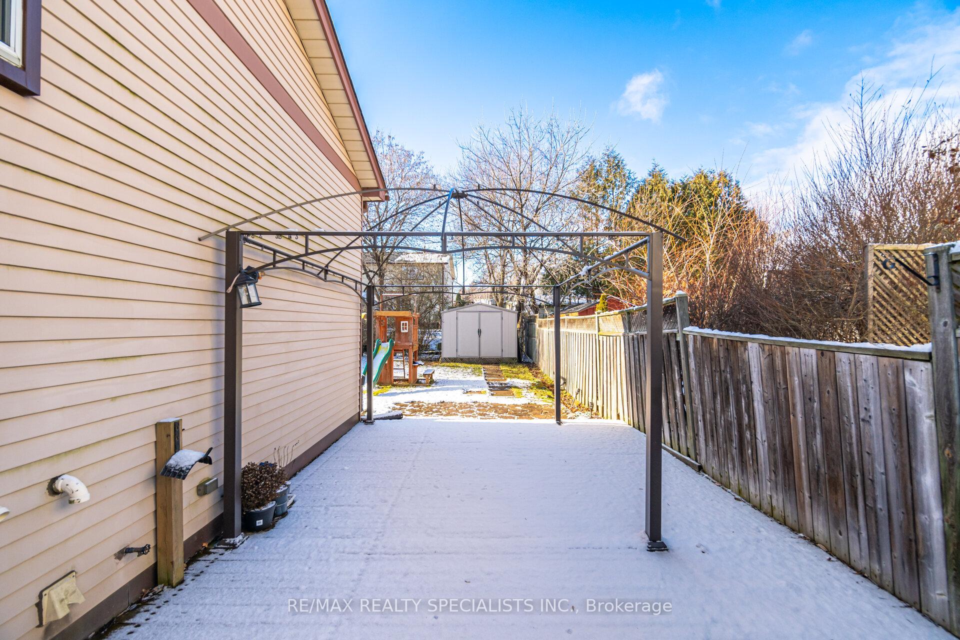 Photo 23 of 2289 Melissa Crescent, Burlington, Brant Hills — HOMEH