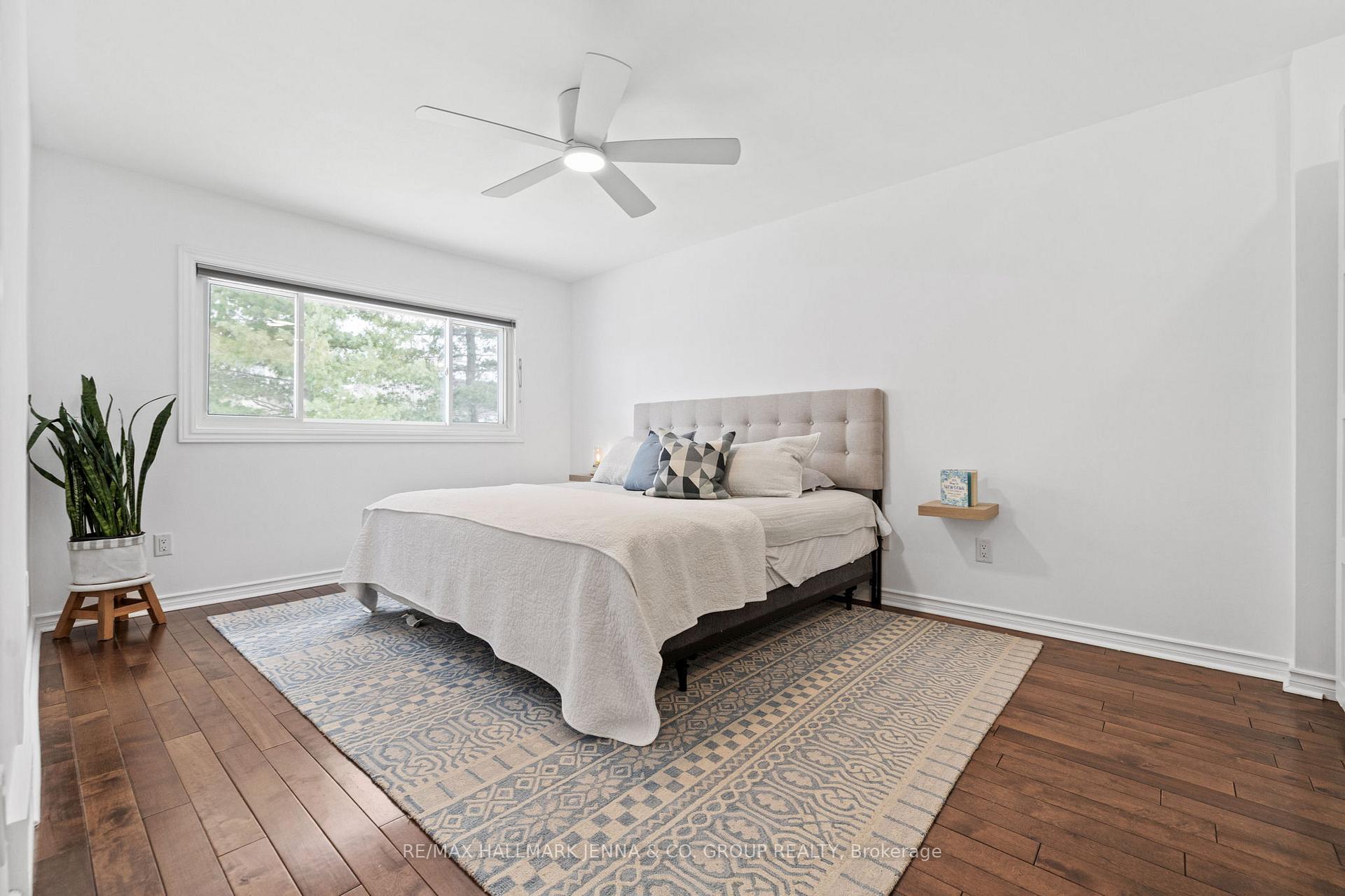 Photo 29 of 15 Bartley Crescent, Ottawa, Barrhaven - On the Green — HOMEH