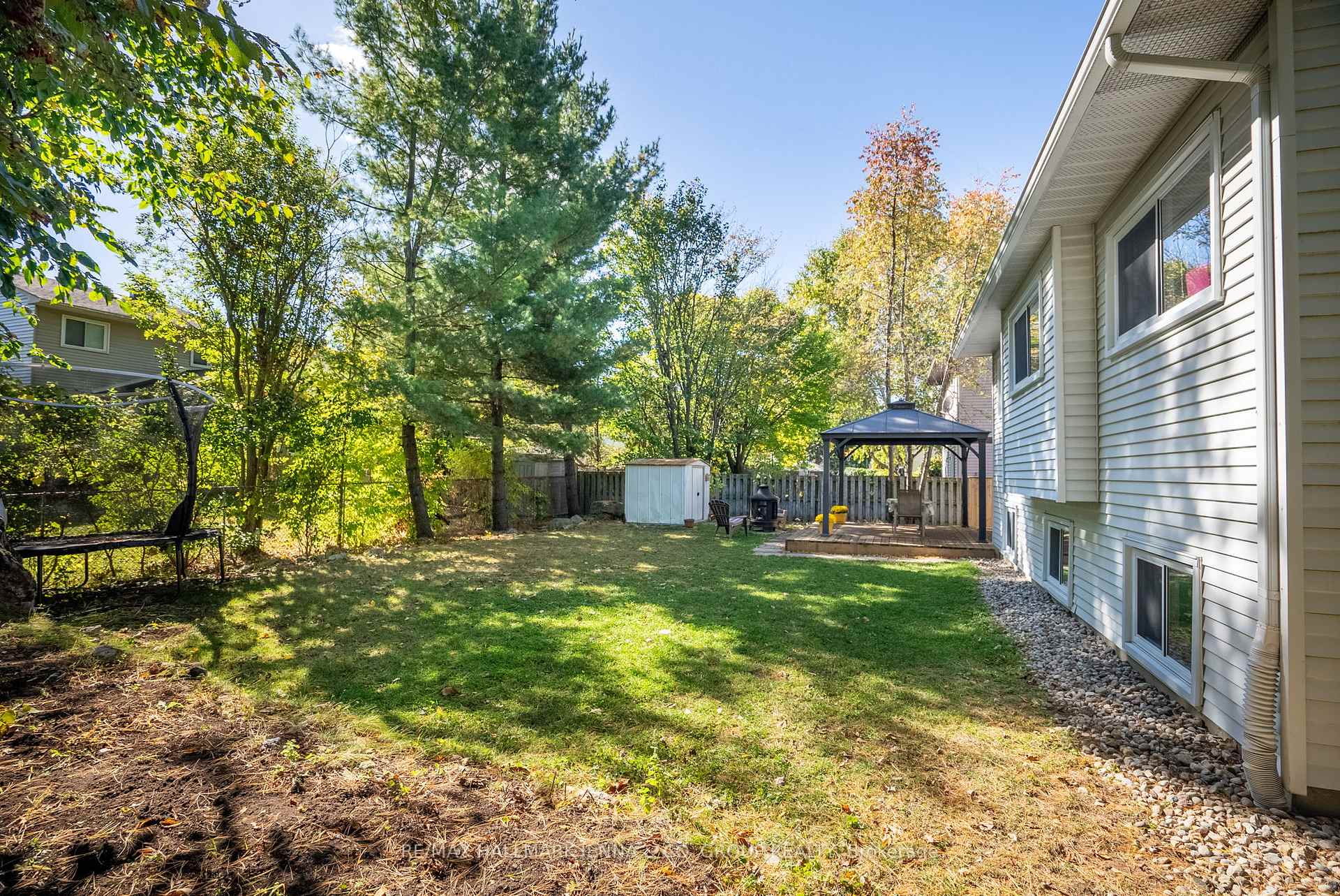 Photo 43 of 15 Bartley Crescent, Ottawa, Barrhaven - On the Green — HOMEH