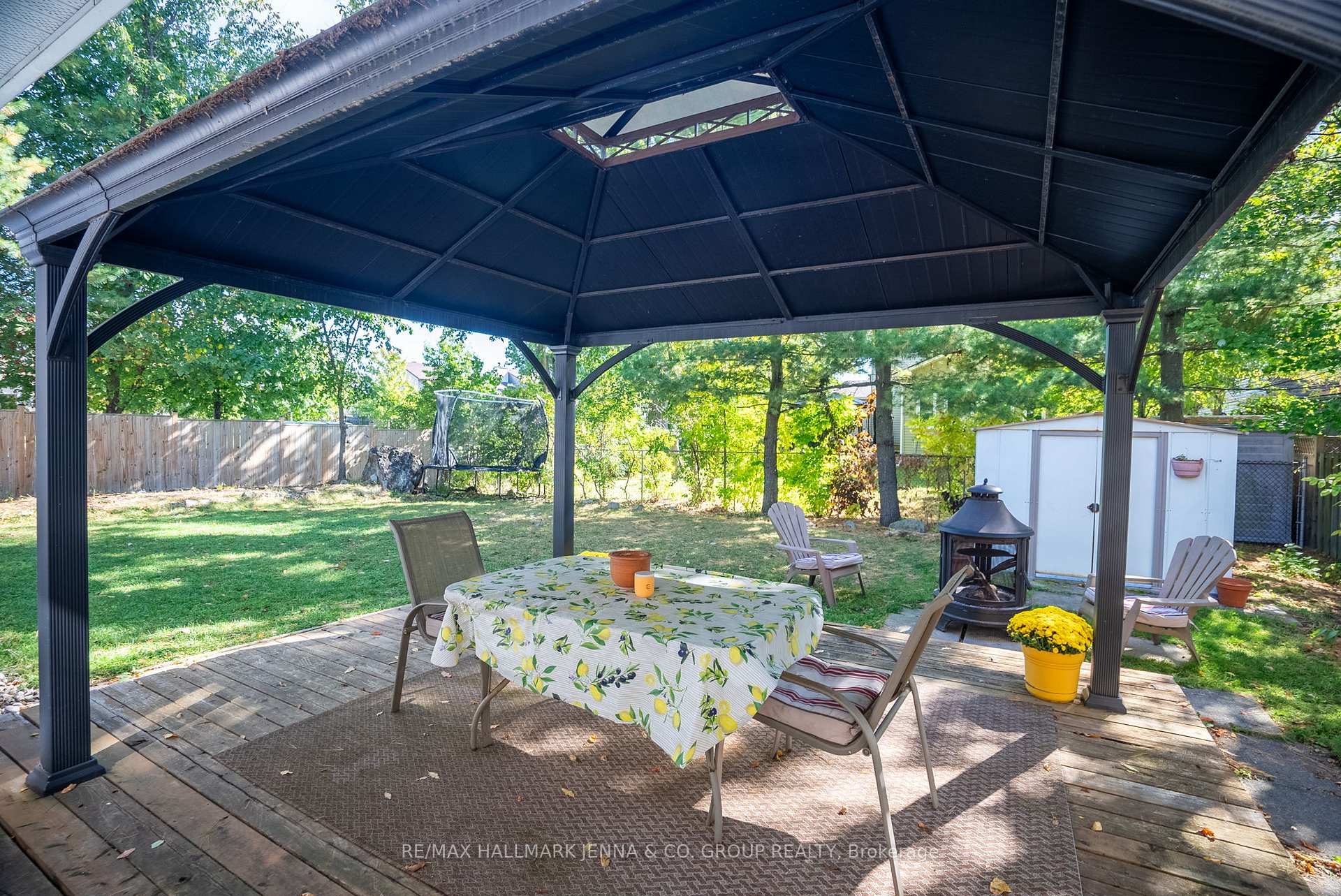 Photo 46 of 15 Bartley Crescent, Ottawa, Barrhaven - On the Green — HOMEH
