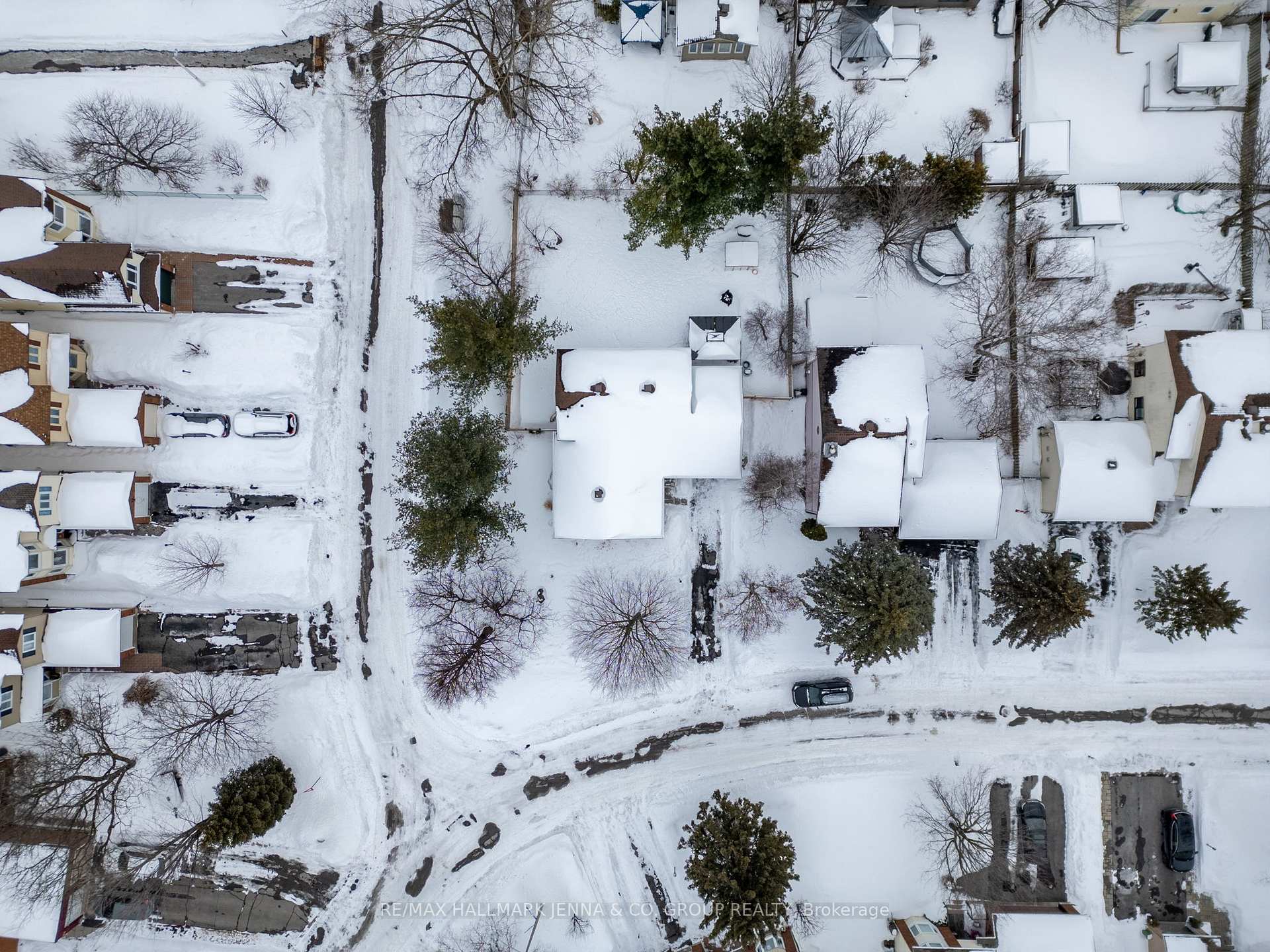Photo 49 of 15 Bartley Crescent, Ottawa, Barrhaven - On the Green — HOMEH