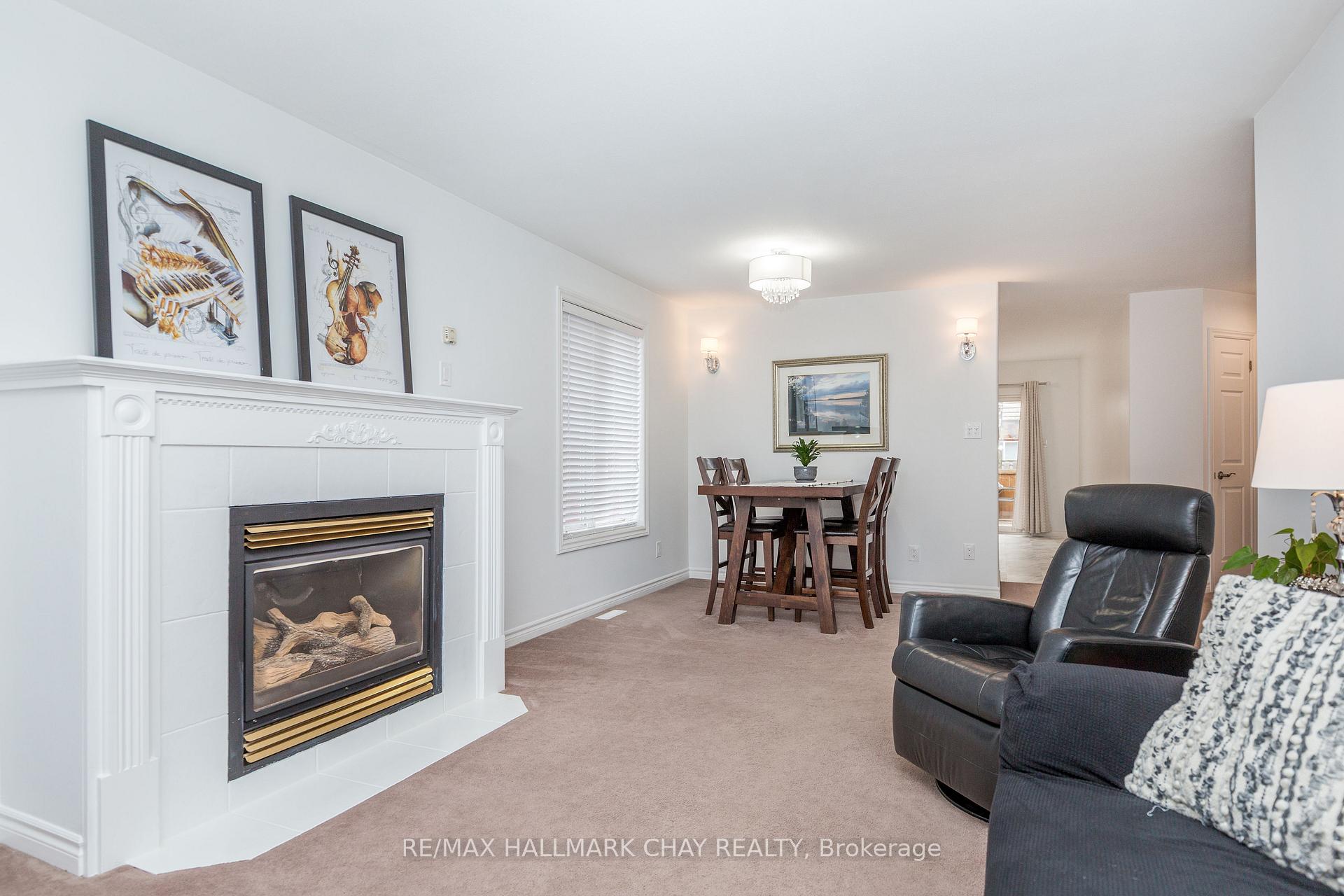 Photo 9 of 65 Osprey Ridge Road, Barrie, Little Lake — HOMEH