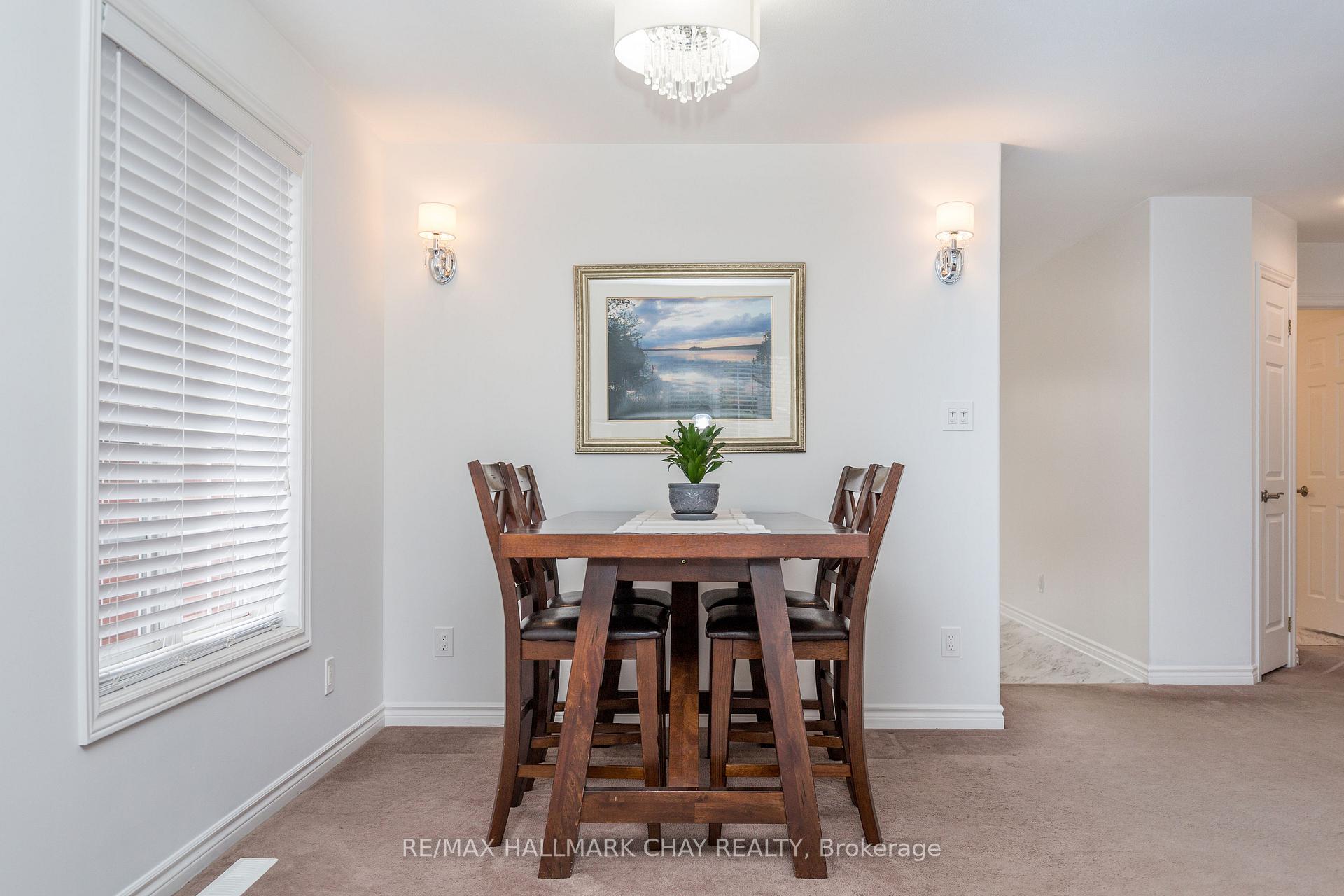 Photo 10 of 65 Osprey Ridge Road, Barrie, Little Lake — HOMEH