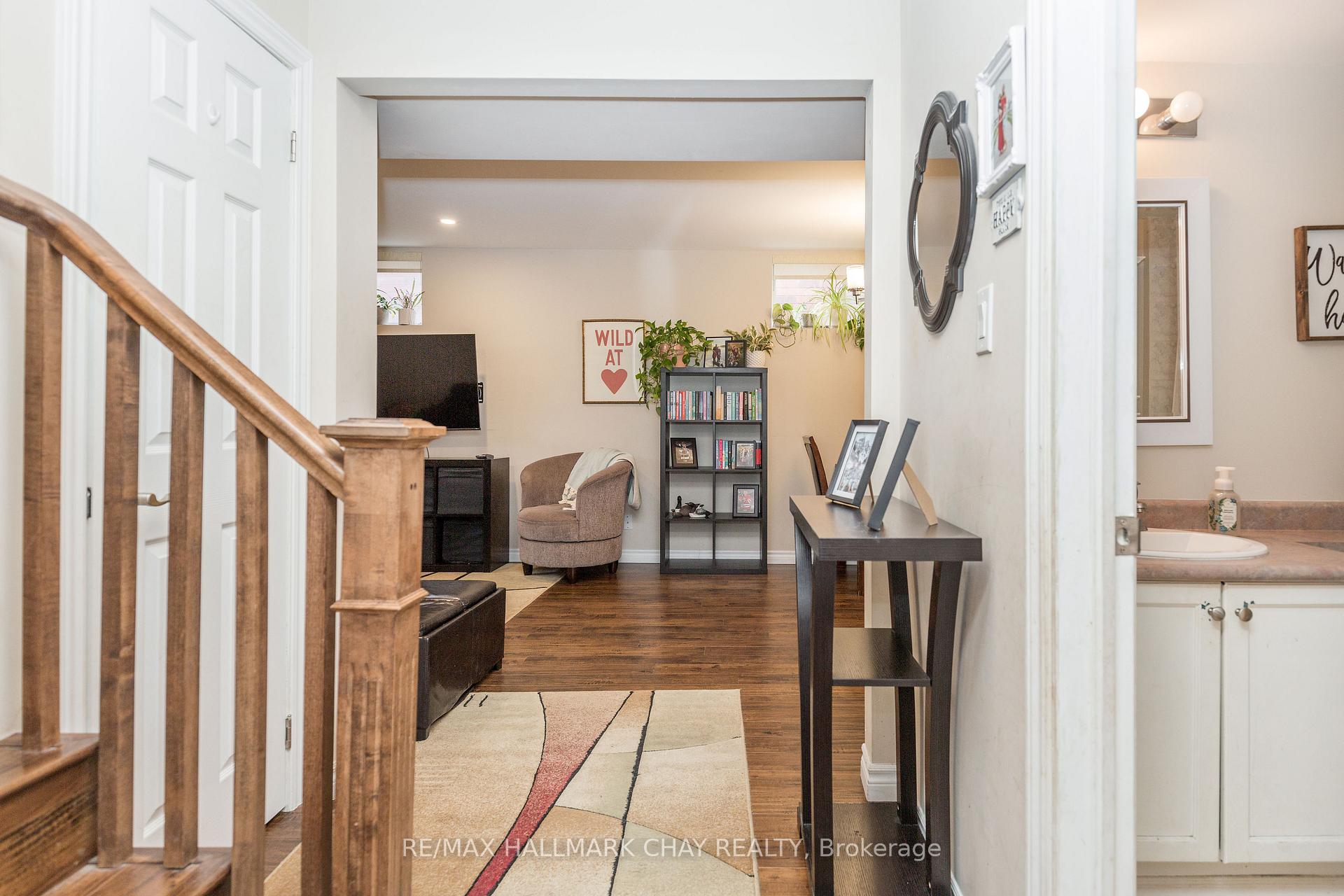 Photo 19 of 65 Osprey Ridge Road, Barrie, Little Lake — HOMEH