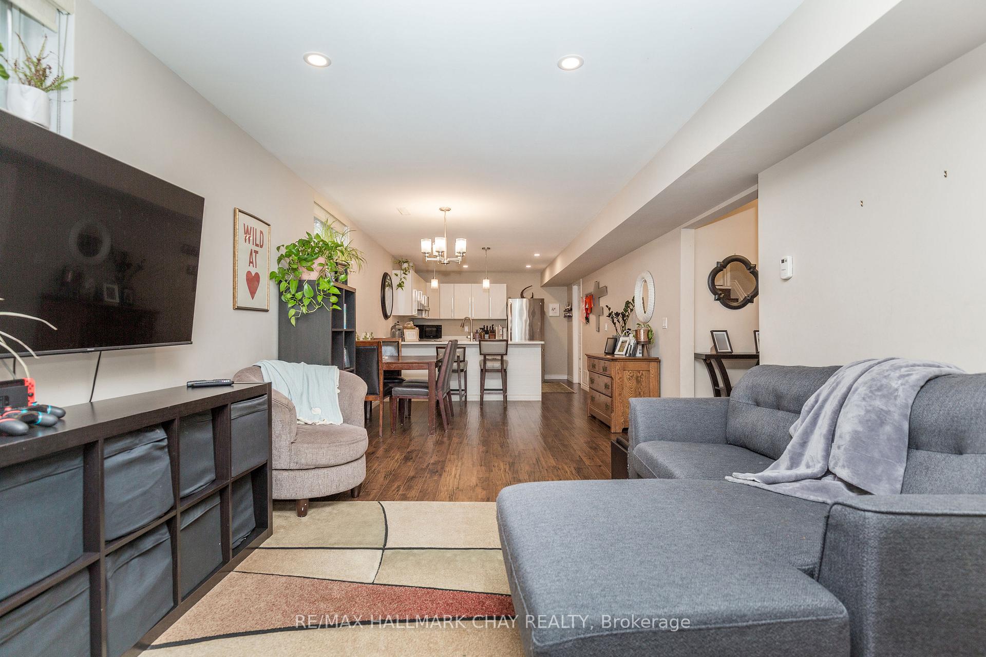 Photo 22 of 65 Osprey Ridge Road, Barrie, Little Lake — HOMEH