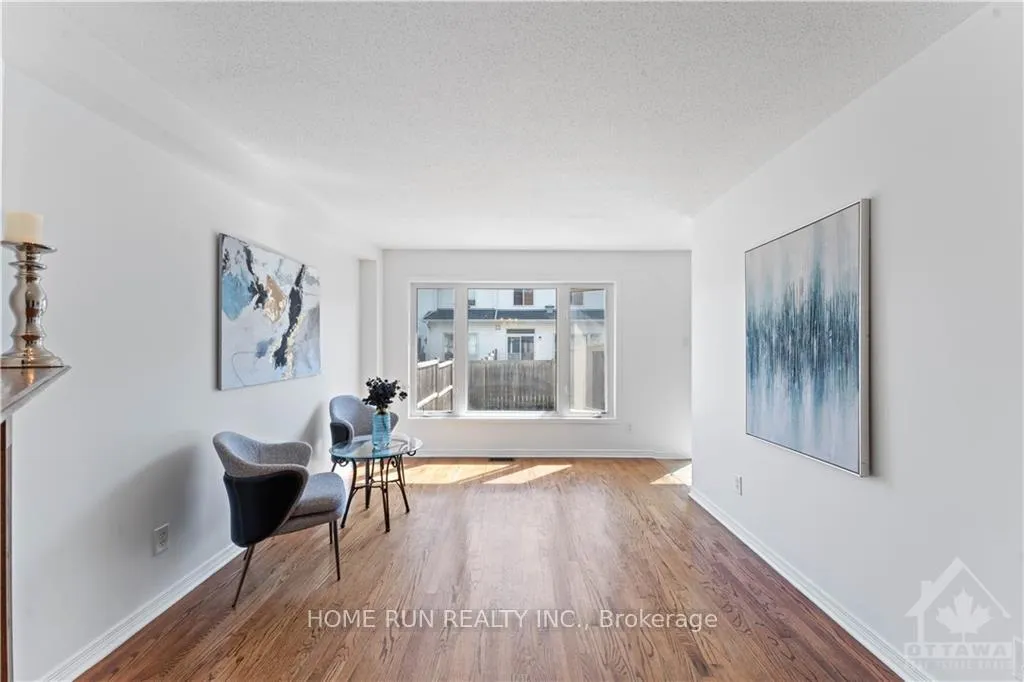Photo 3 of 307 Copperfield Crescent, Ottawa, Barrhaven - Cedargrove/Fraserdale — HOMEH