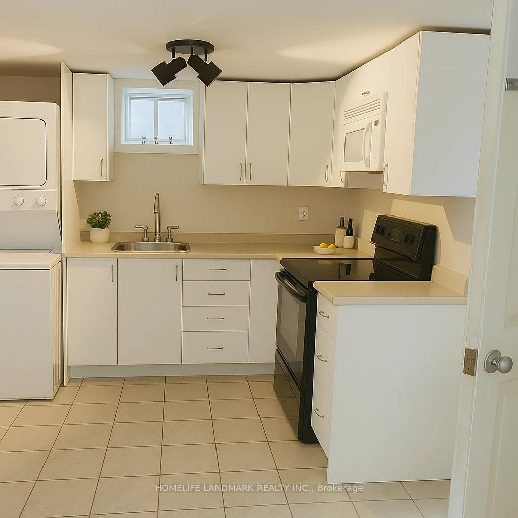 Photo 4 of 9 Burton Road, Brampton, Brampton West — HOMEH
