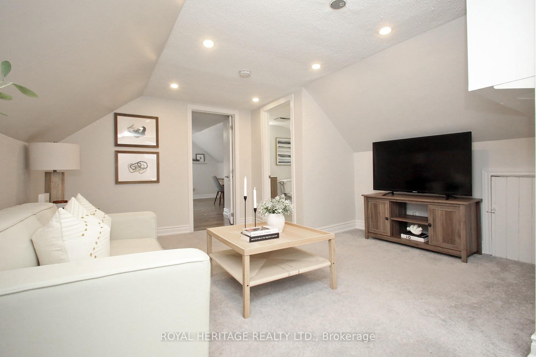 Photo 19 of 294 Burk Street, Oshawa, Vanier — HOMEH