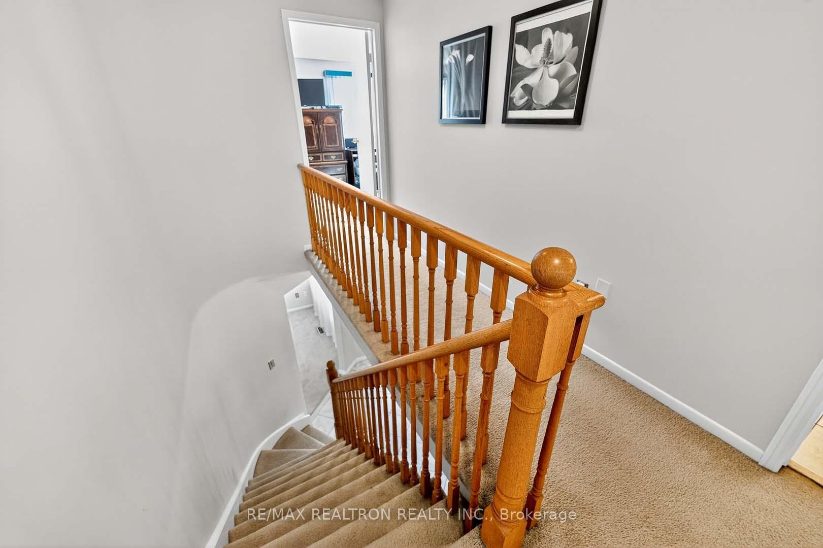 Photo 16 of 18 Newell Place, Brampton, Westgate — HOMEH