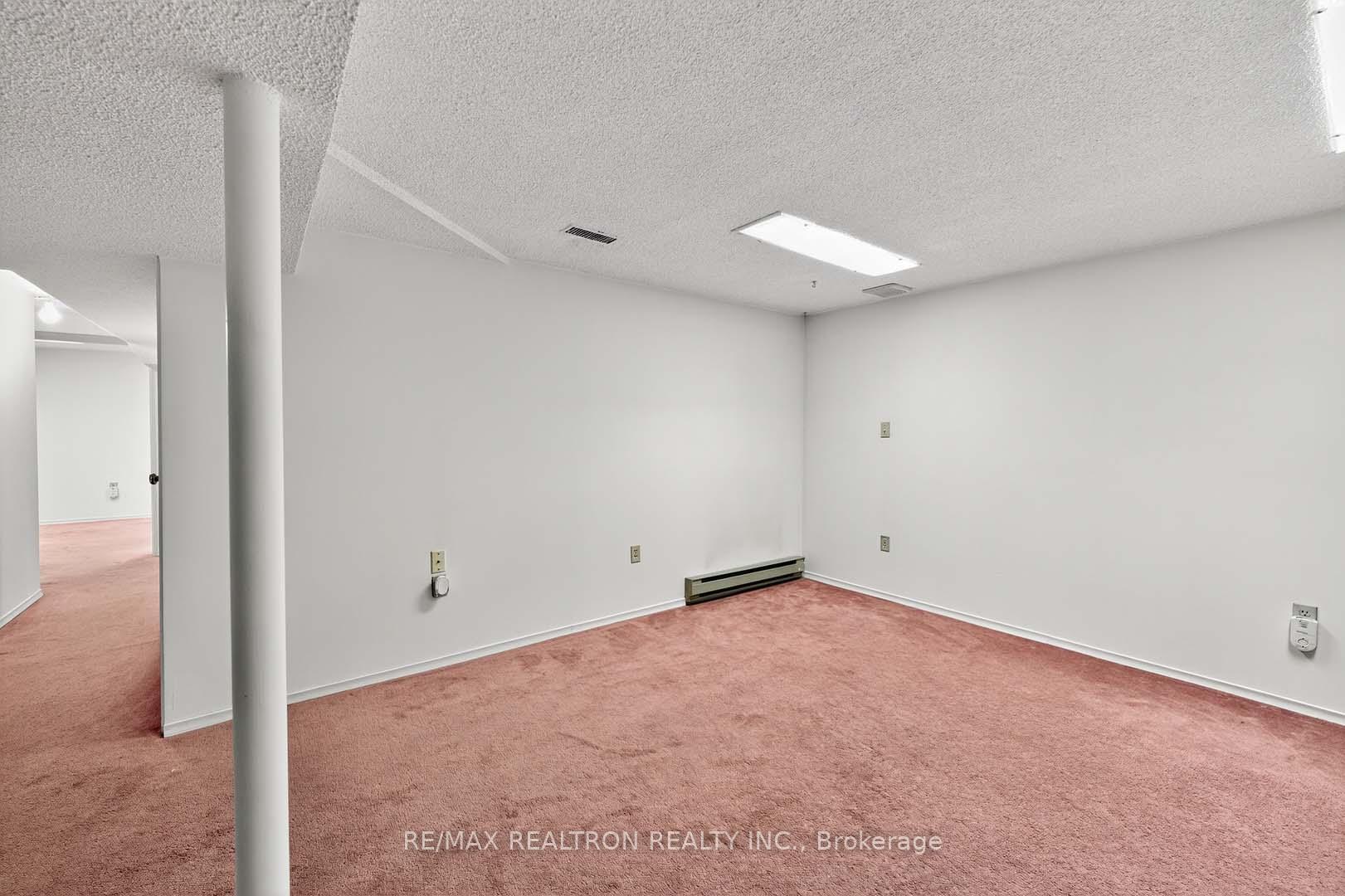 Photo 32 of 18 Newell Place, Brampton, Westgate — HOMEH