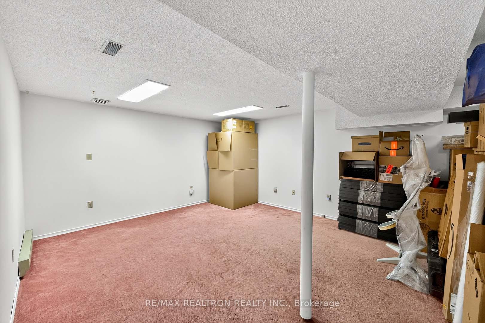 Photo 33 of 18 Newell Place, Brampton, Westgate — HOMEH