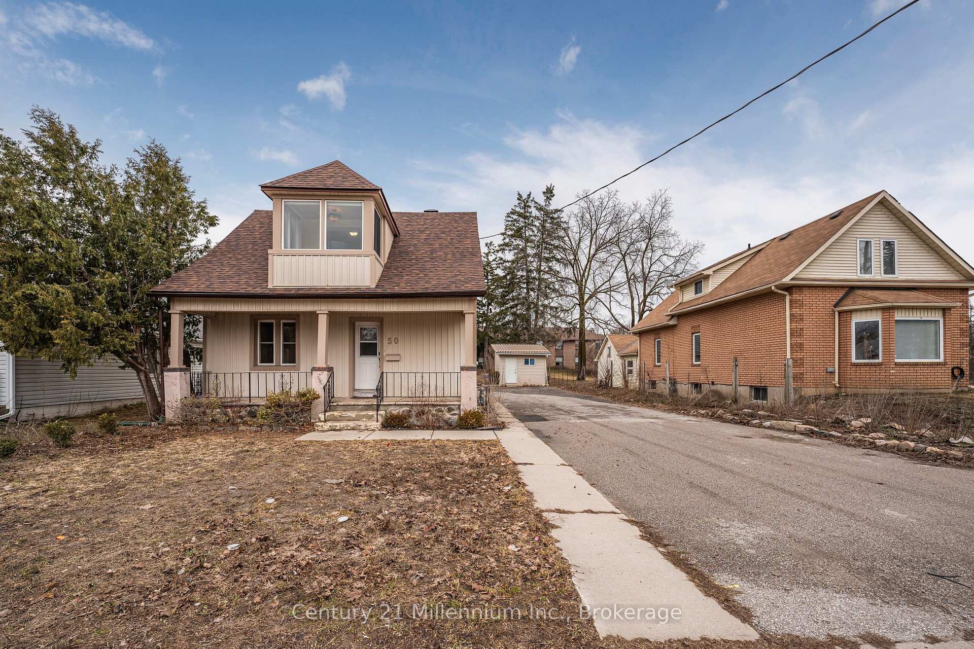Photo 3 of 50 Donald Street, Barrie, Queen's Park — HOMEH