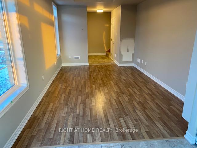 Photo 4 of Unit 51, 113 Hartley Avenue, Brant, Paris — HOMEH