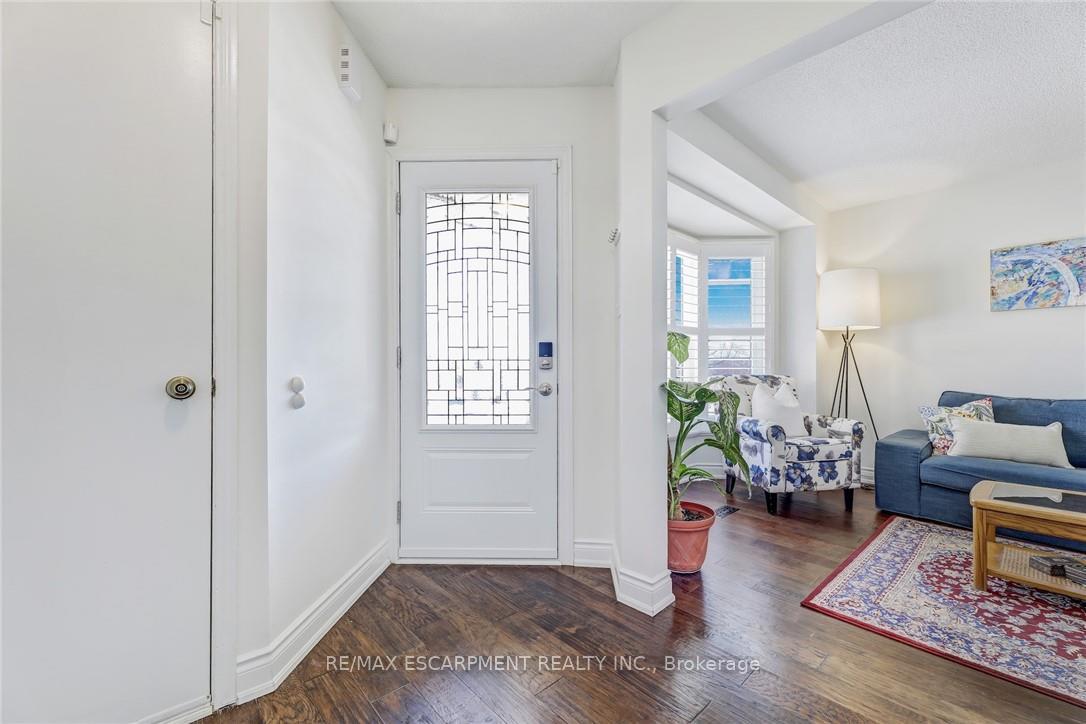 Photo 7 of 2430 Alder Drive, Burlington, Brant Hills — HOMEH