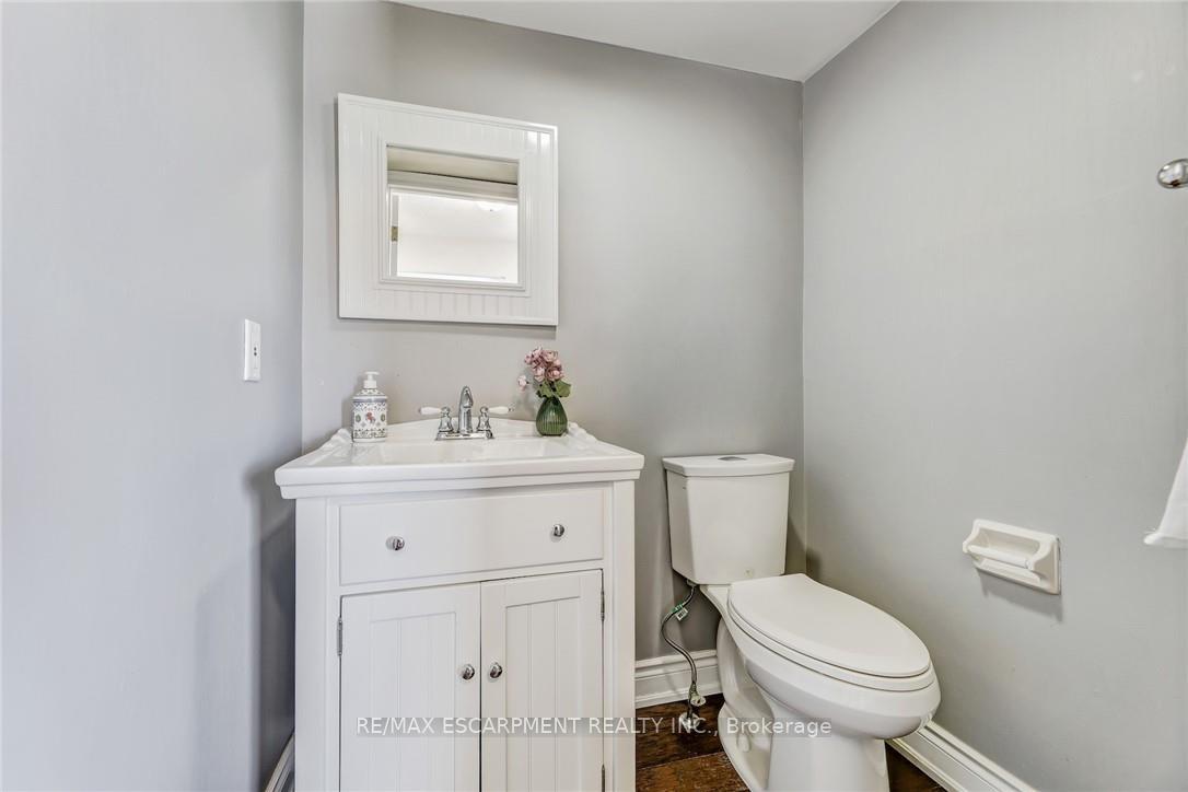 Photo 9 of 2430 Alder Drive, Burlington, Brant Hills — HOMEH
