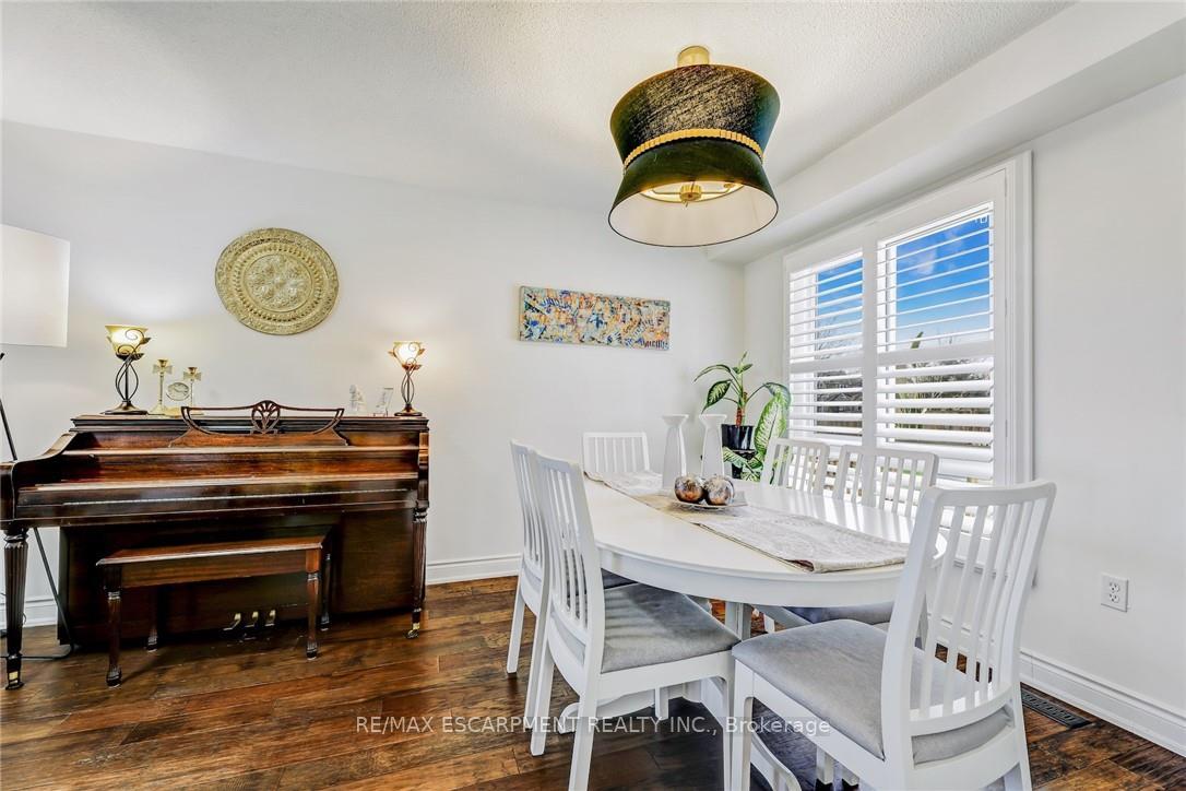 Photo 13 of 2430 Alder Drive, Burlington, Brant Hills — HOMEH