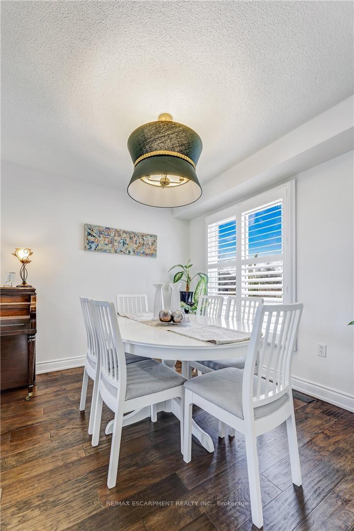 Photo 14 of 2430 Alder Drive, Burlington, Brant Hills — HOMEH