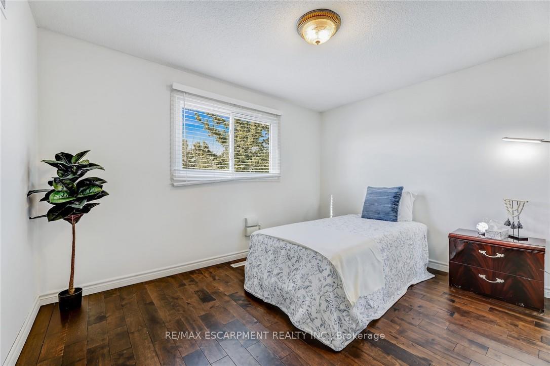 Photo 26 of 2430 Alder Drive, Burlington, Brant Hills — HOMEH