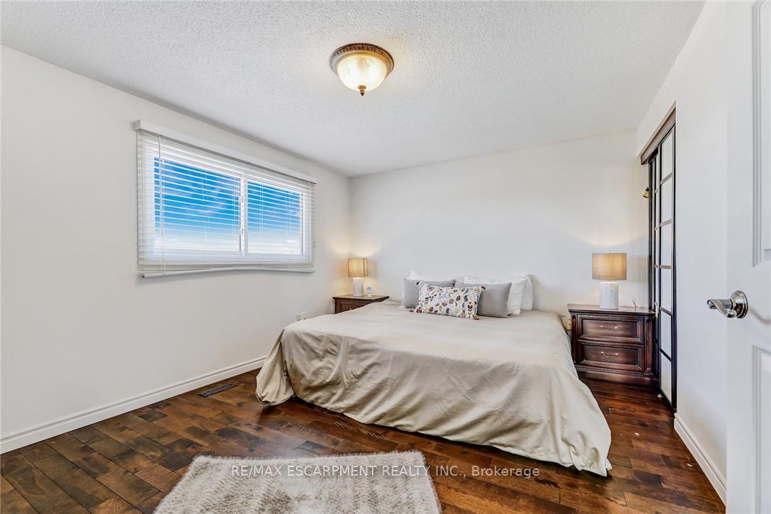 Photo 34 of 2430 Alder Drive, Burlington, Brant Hills — HOMEH