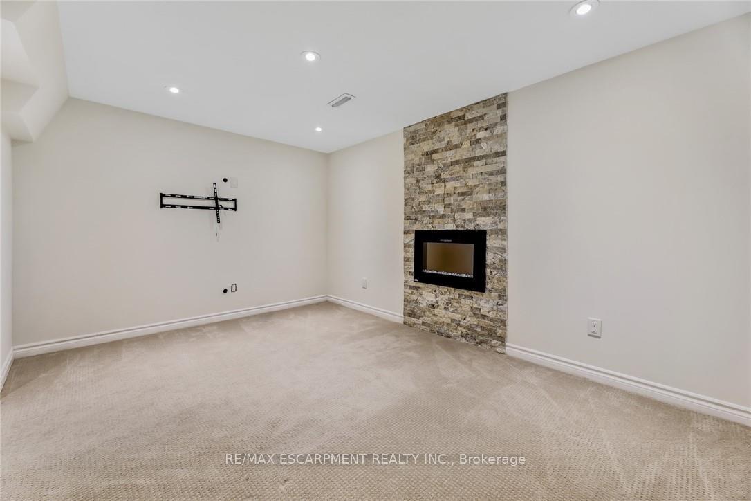Photo 38 of 2430 Alder Drive, Burlington, Brant Hills — HOMEH