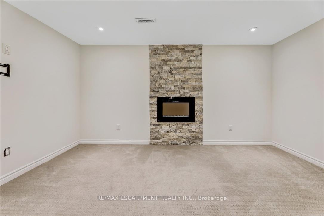 Photo 39 of 2430 Alder Drive, Burlington, Brant Hills — HOMEH