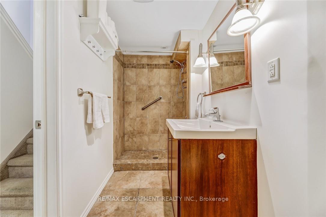 Photo 41 of 2430 Alder Drive, Burlington, Brant Hills — HOMEH