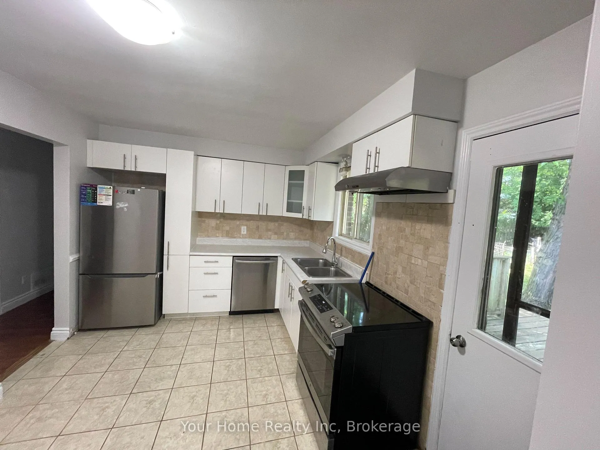 Photo 7 of 133 Mcelderry Road, Guelph, Kortright West — HOMEH