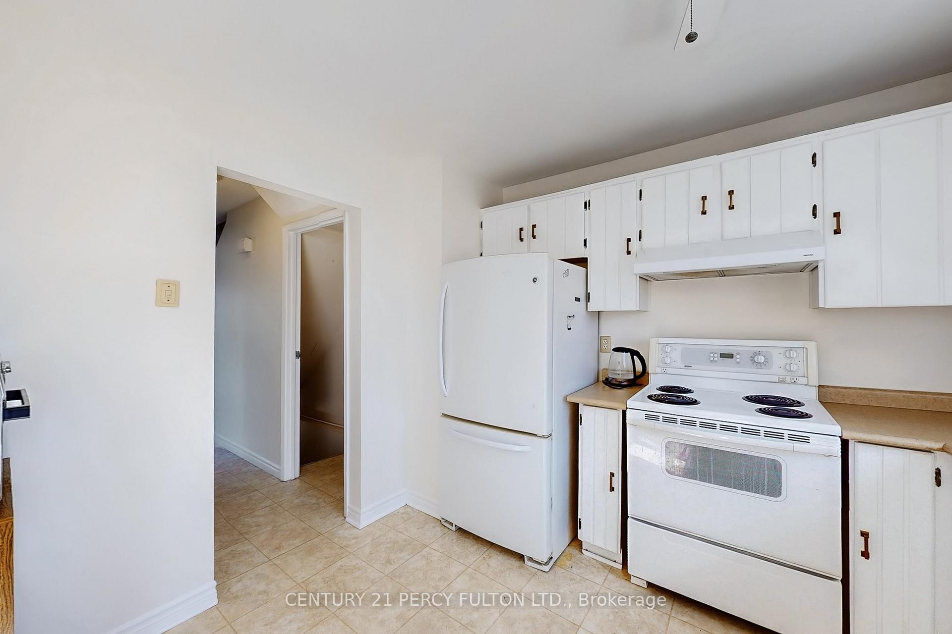 Photo 14 of 217 Cundles Road W, Barrie, Letitia Heights — HOMEH