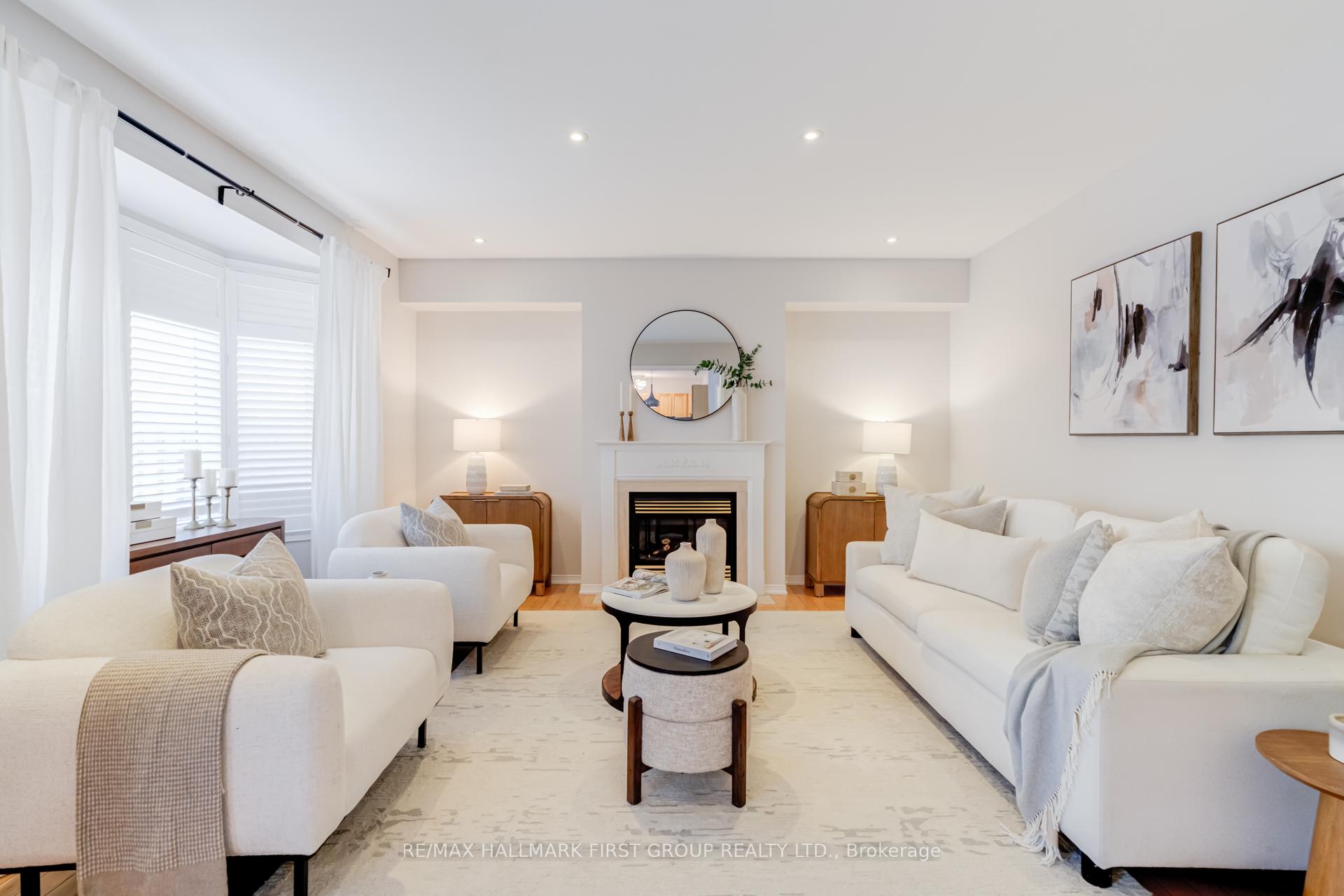 Photo 11 of 2422 Pilgrim Square, Oshawa, Windfields — HOMEH
