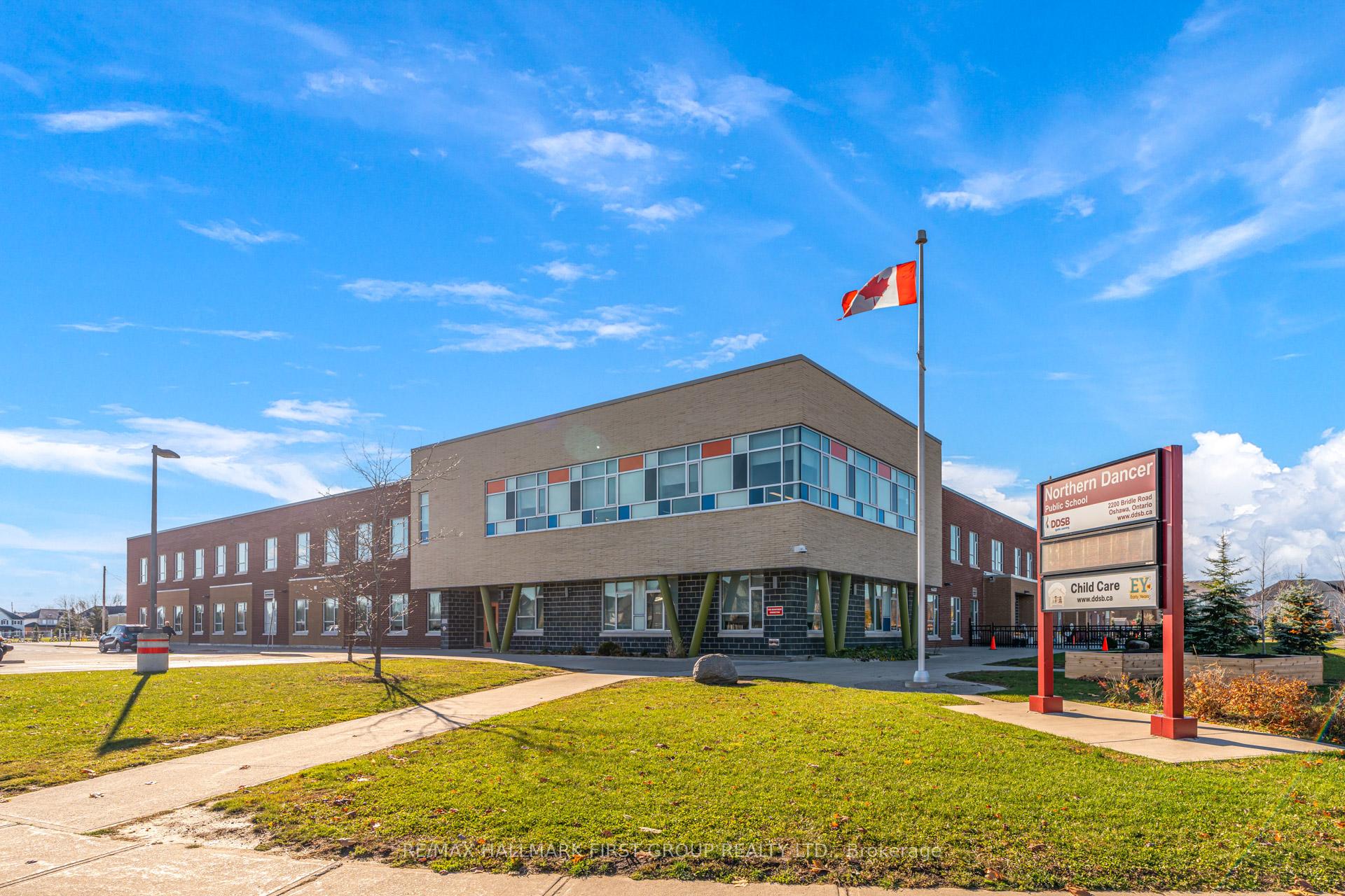 Photo 28 of 2422 Pilgrim Square, Oshawa, Windfields — HOMEH