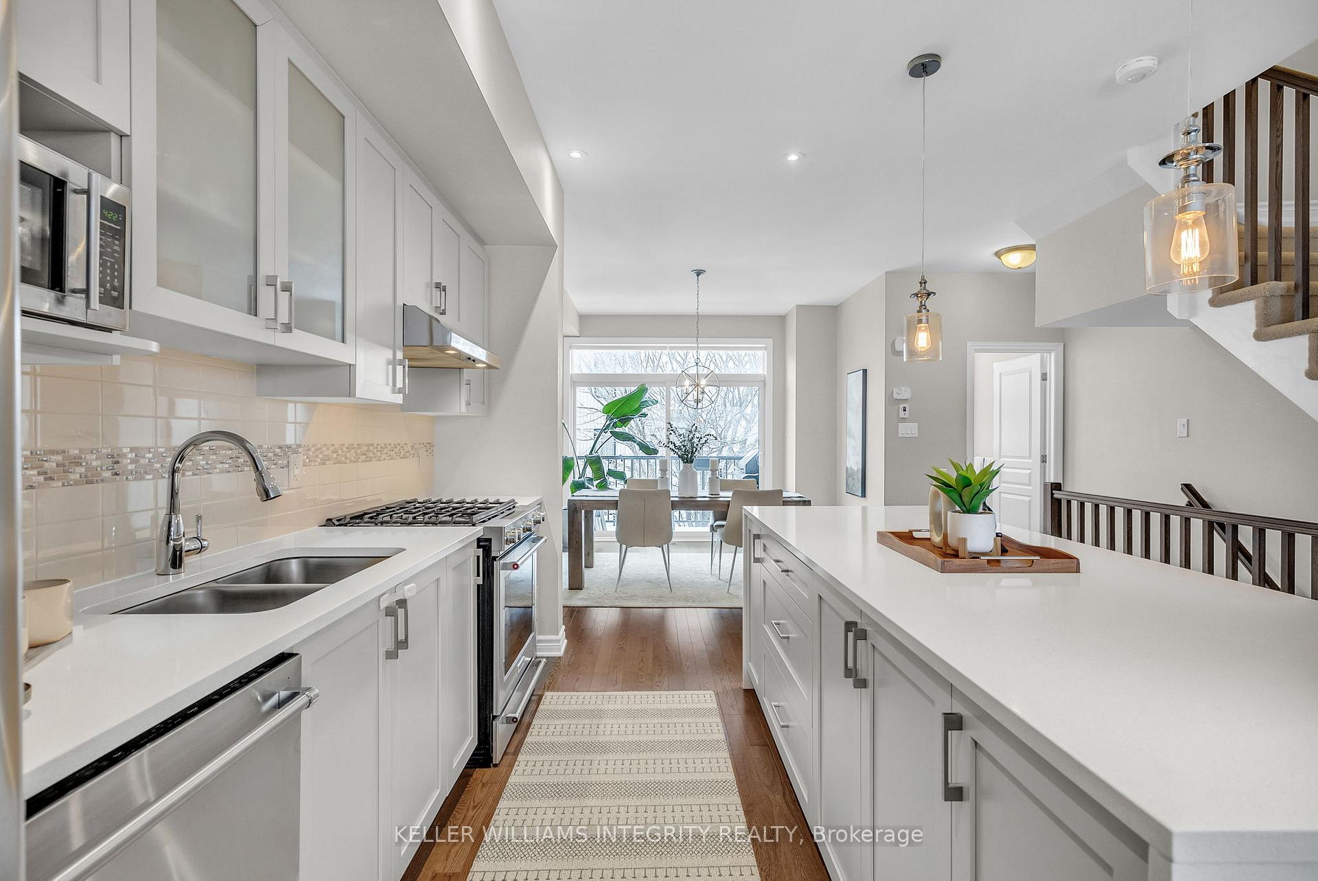 Photo 11 of 319 Twinflower Way, Ottawa, Barrhaven - Longfields — HOMEH