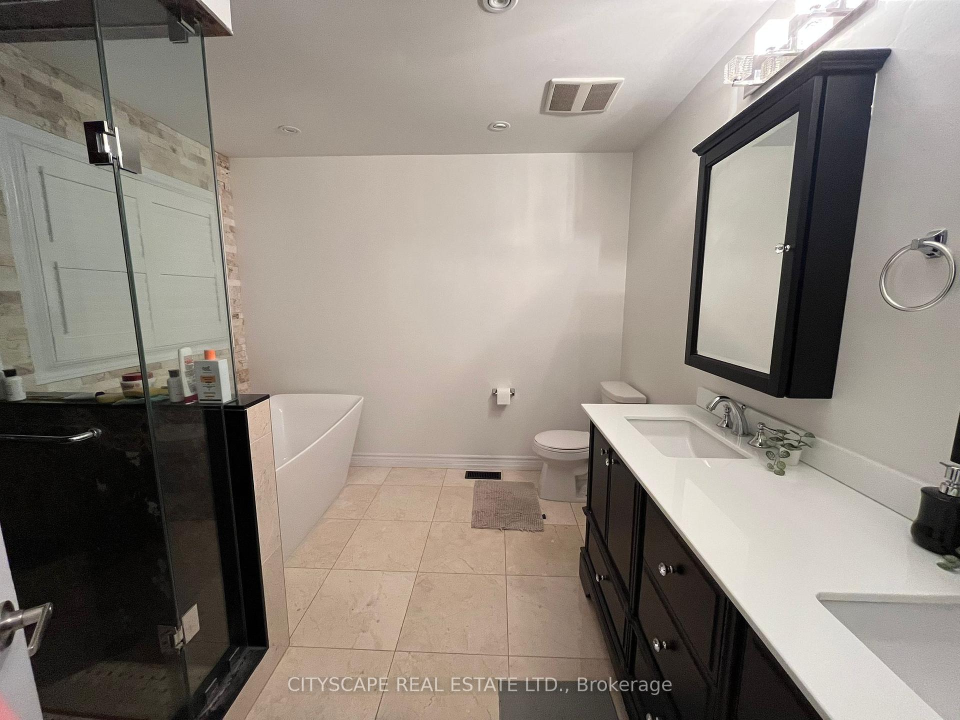 Photo 17 of 9 Alfonso Crescent, Brampton, Bram East — HOMEH