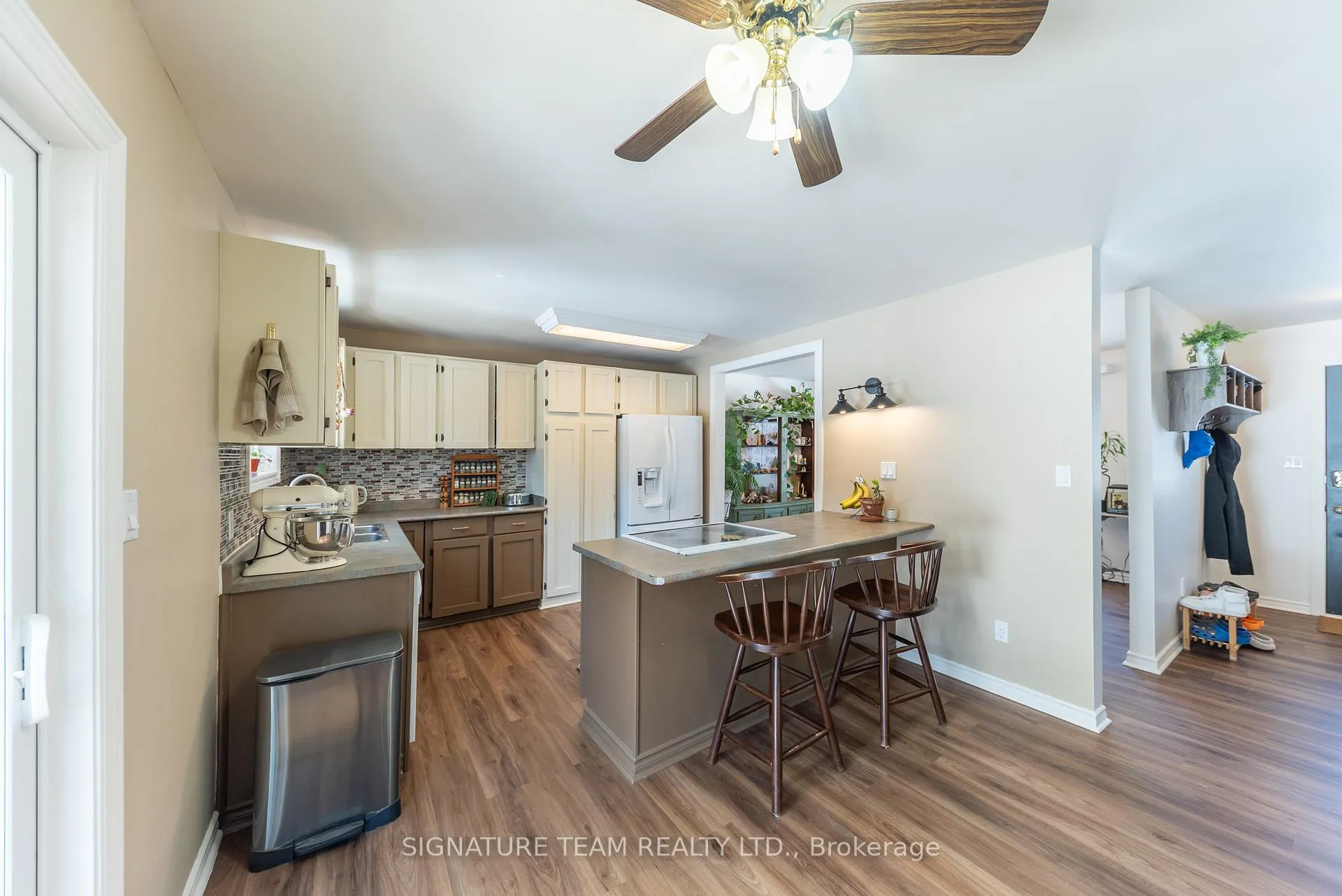 Photo 12 of 13 Mueller Crescent, Petawawa — HOMEH