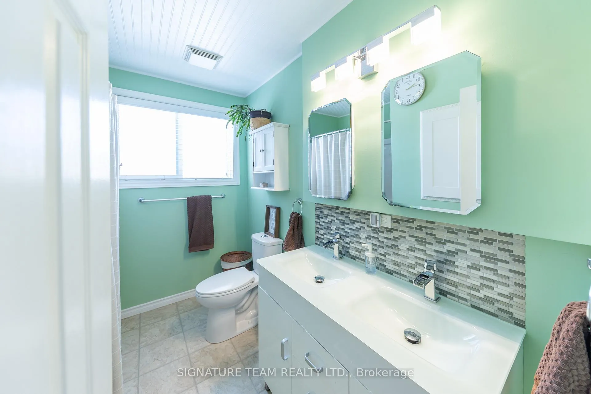 Photo 14 of 13 Mueller Crescent, Petawawa — HOMEH
