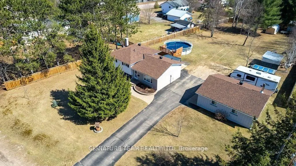 Photo 34 of 13 Mueller Crescent, Petawawa — HOMEH
