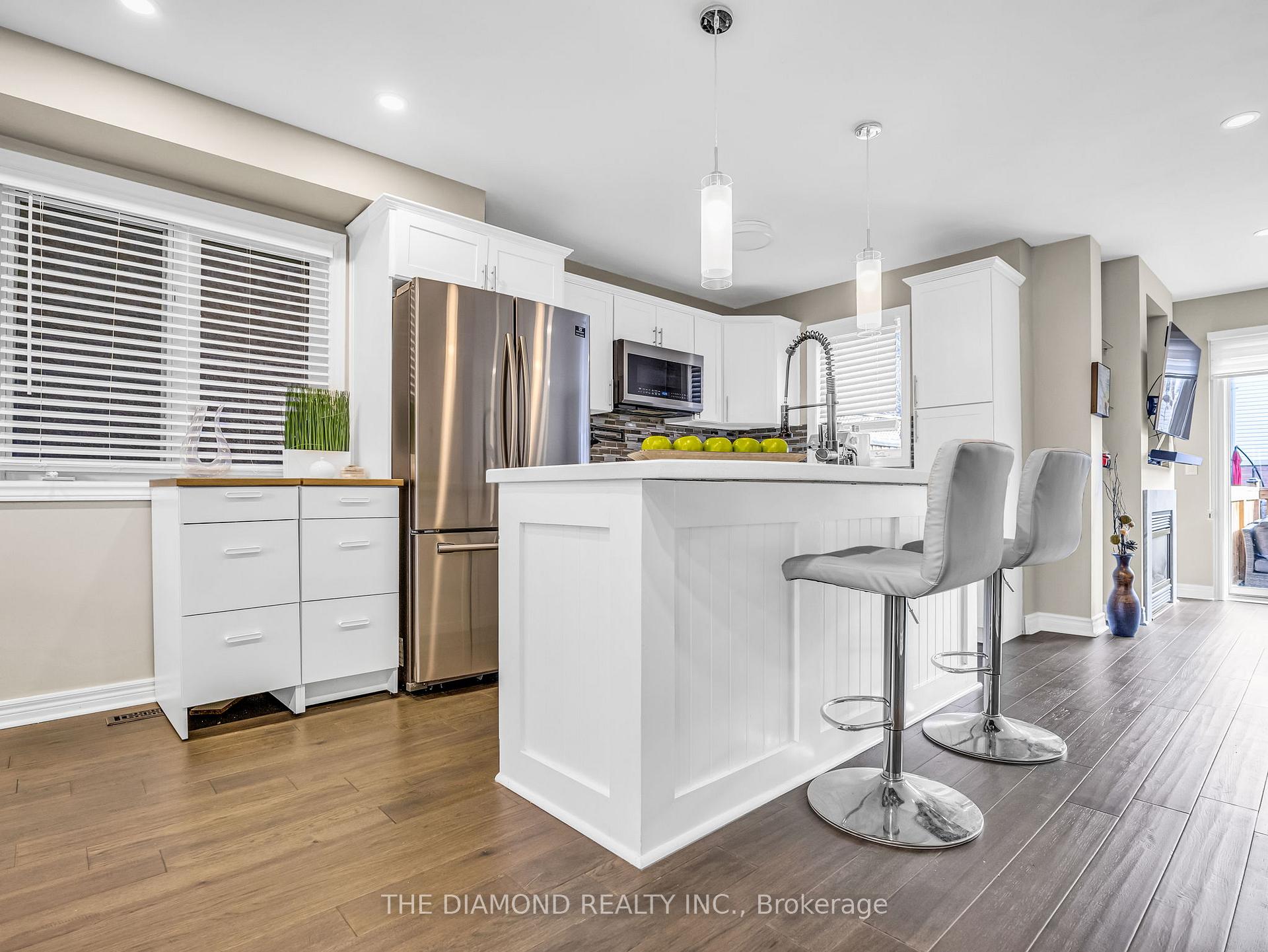 Photo 12 of 2971 Glover Lane, Burlington, Rose — HOMEH